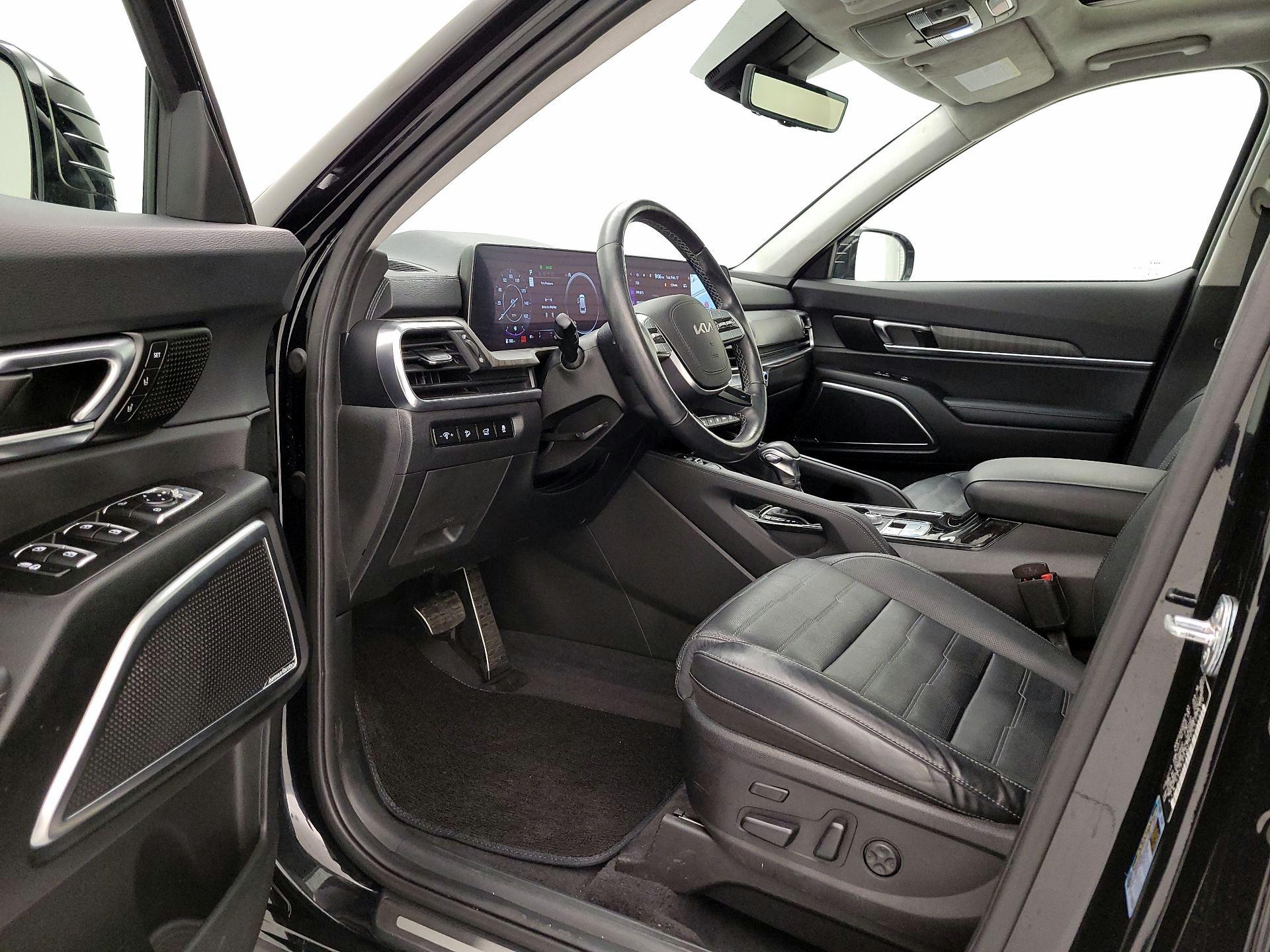 Thumbnail: 2023 Kia Telluride - 11