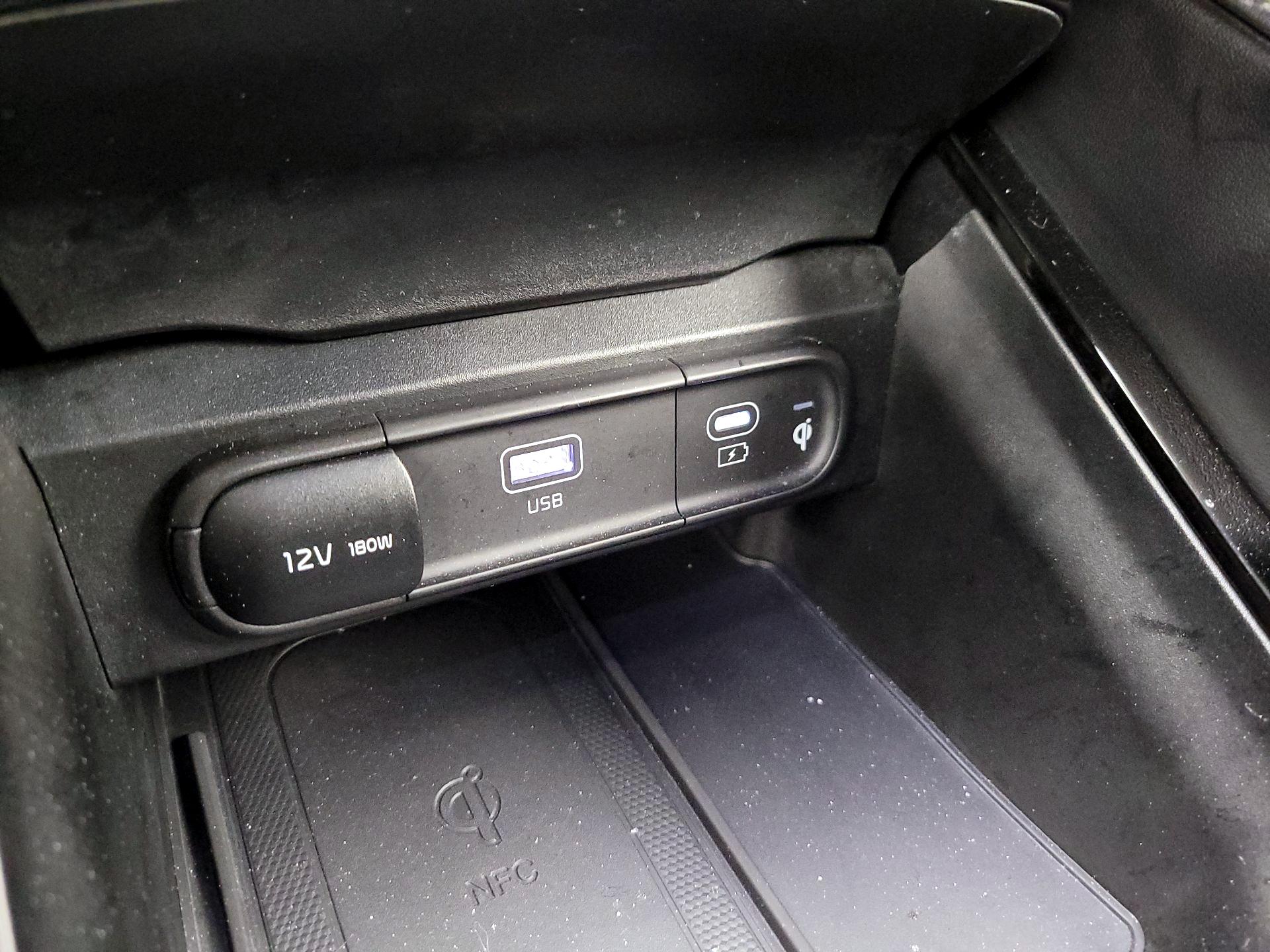 Thumbnail: 2023 Kia Telluride - 19