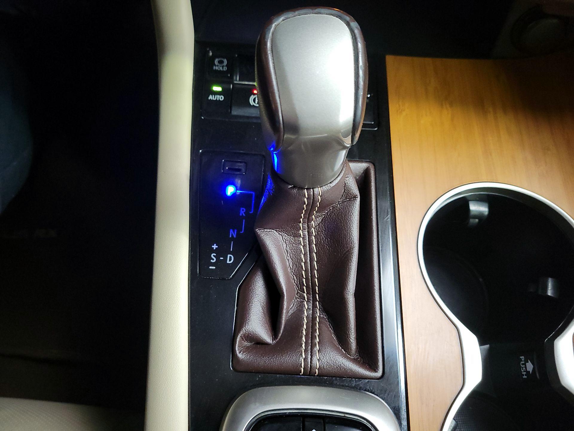 Thumbnail: 2016 Lexus RX - 18