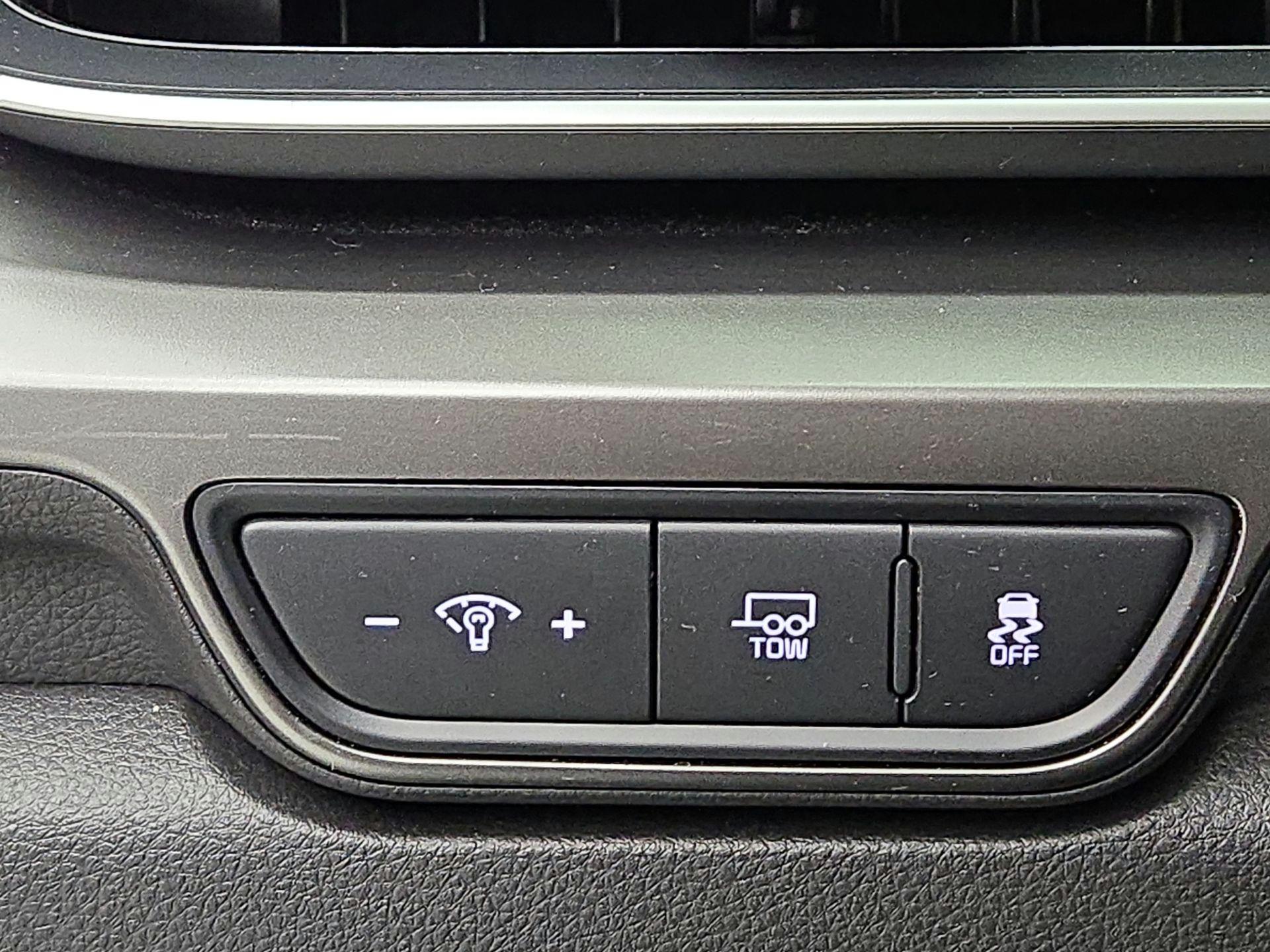 Thumbnail: 2025 Kia Carnival - 13