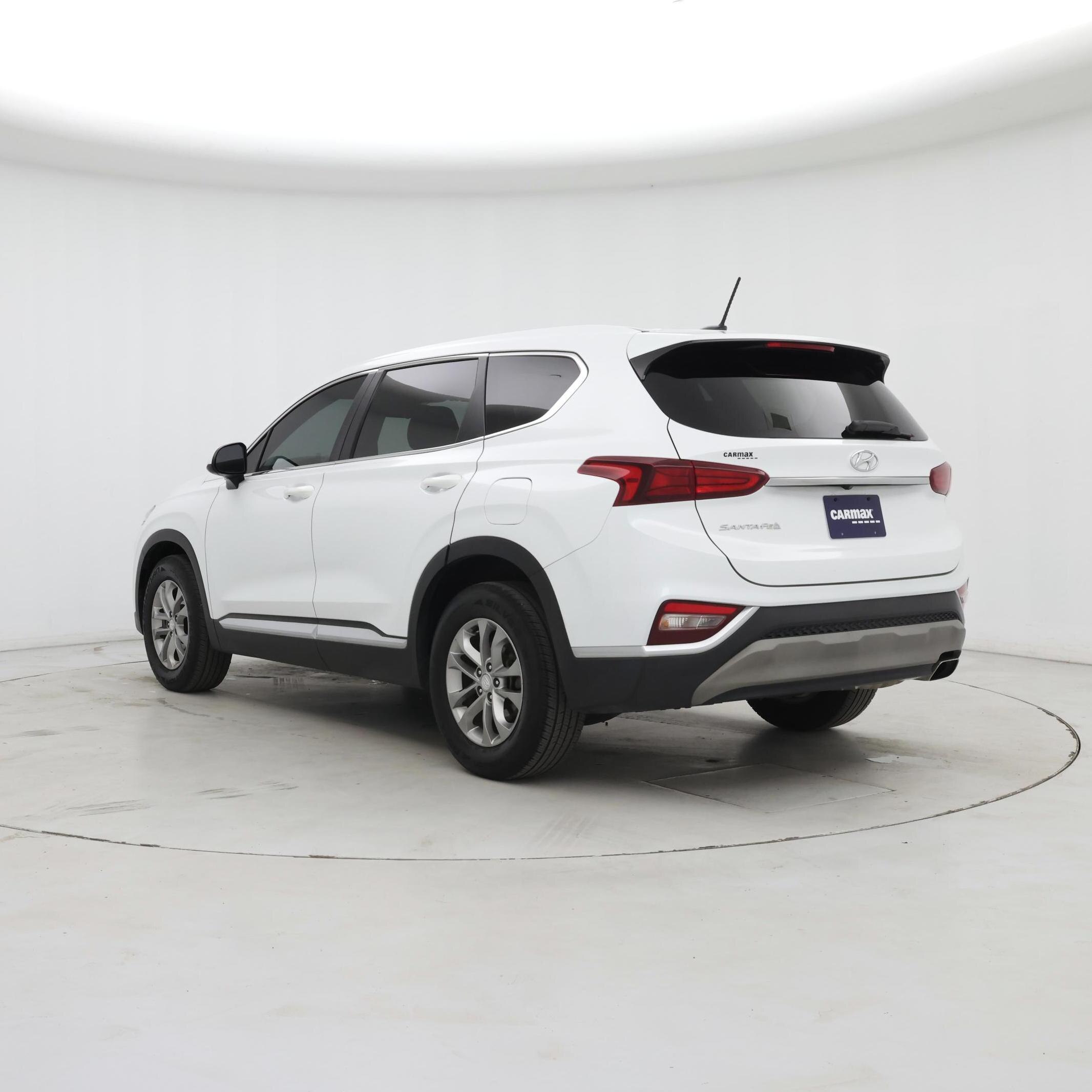 Thumbnail: 2019 Hyundai Santa Fe - 2