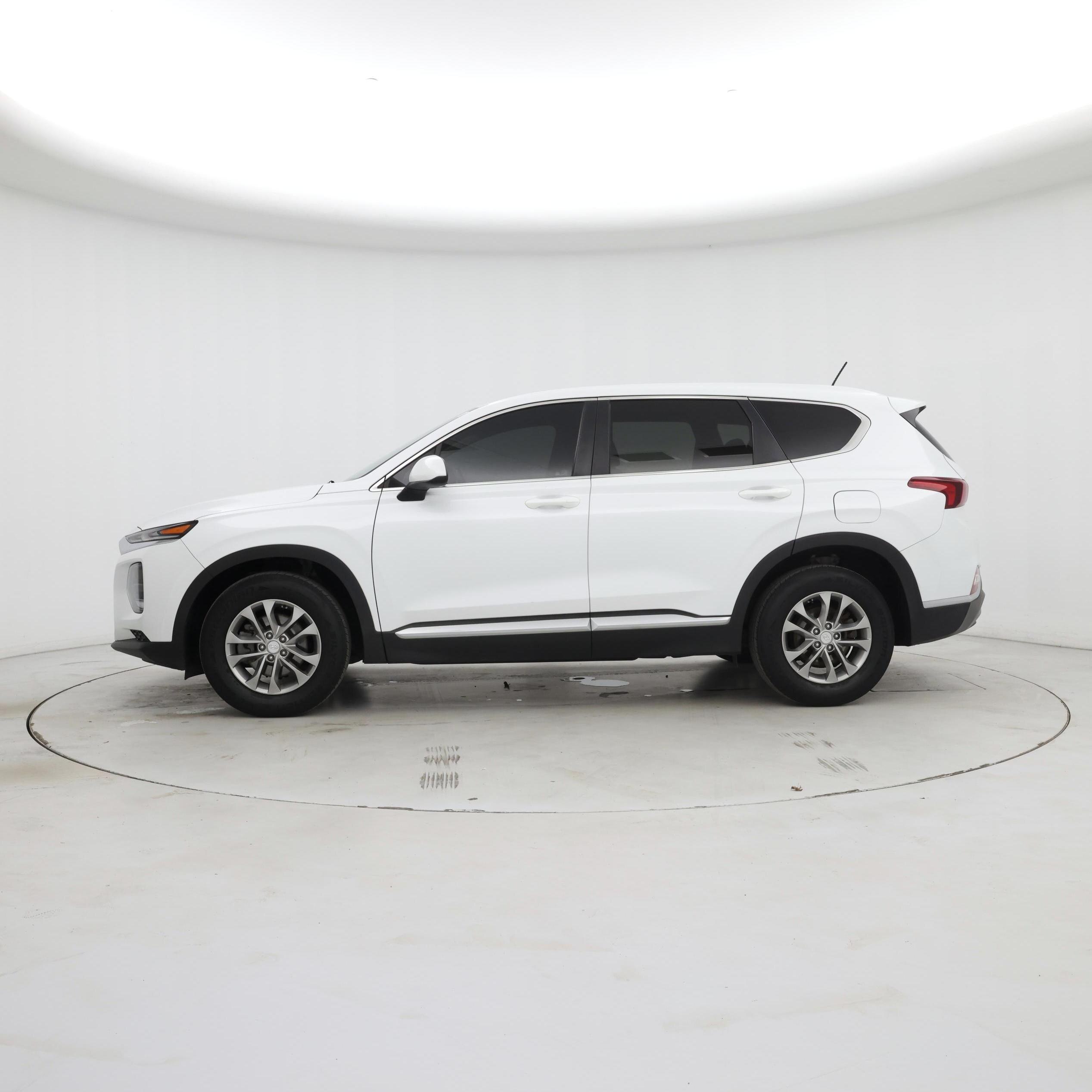 Thumbnail: 2019 Hyundai Santa Fe - 3