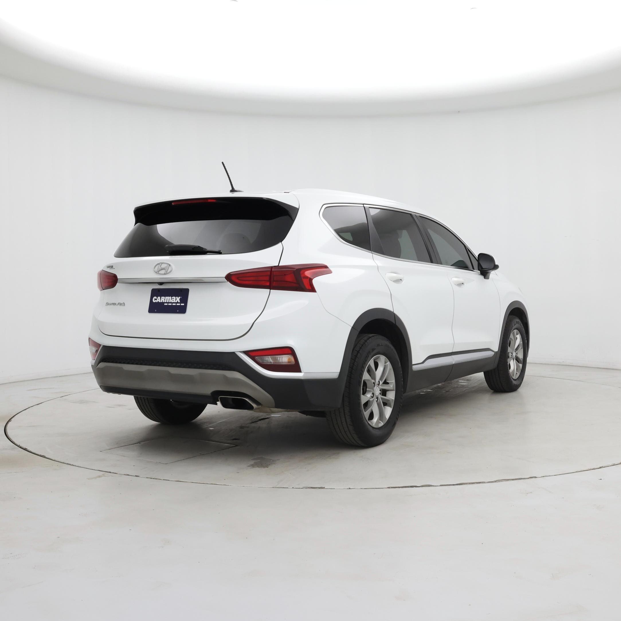 Thumbnail: 2019 Hyundai Santa Fe - 8