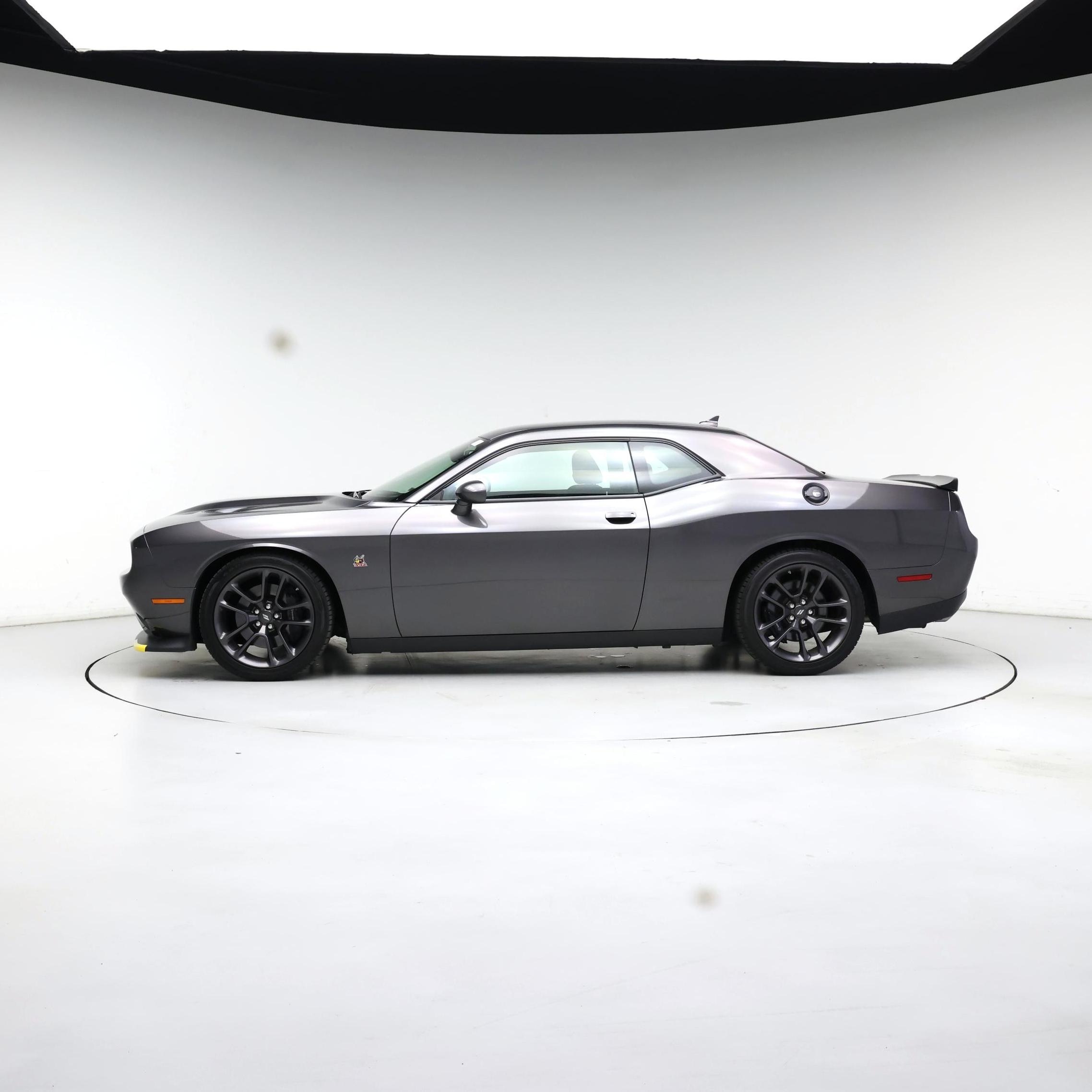 Thumbnail: 2021 Dodge Challenger - 3