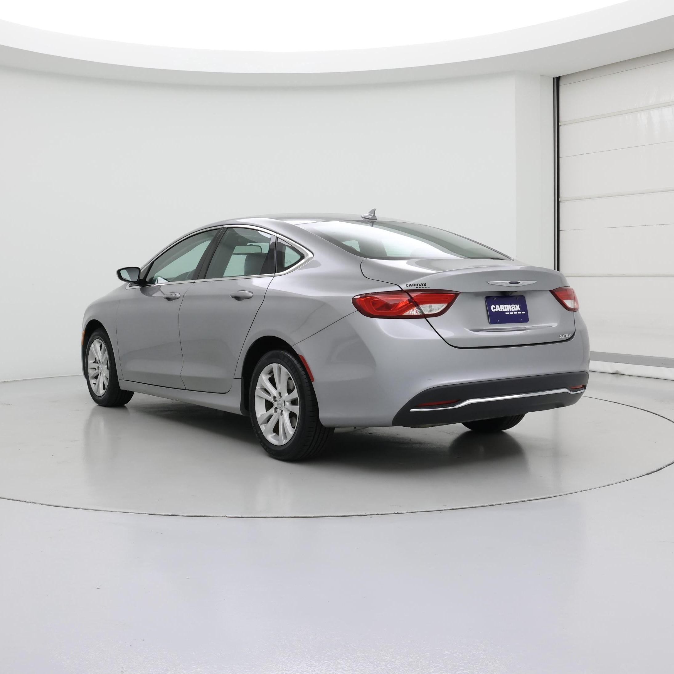 Thumbnail: 2016 Chrysler 200 - 2