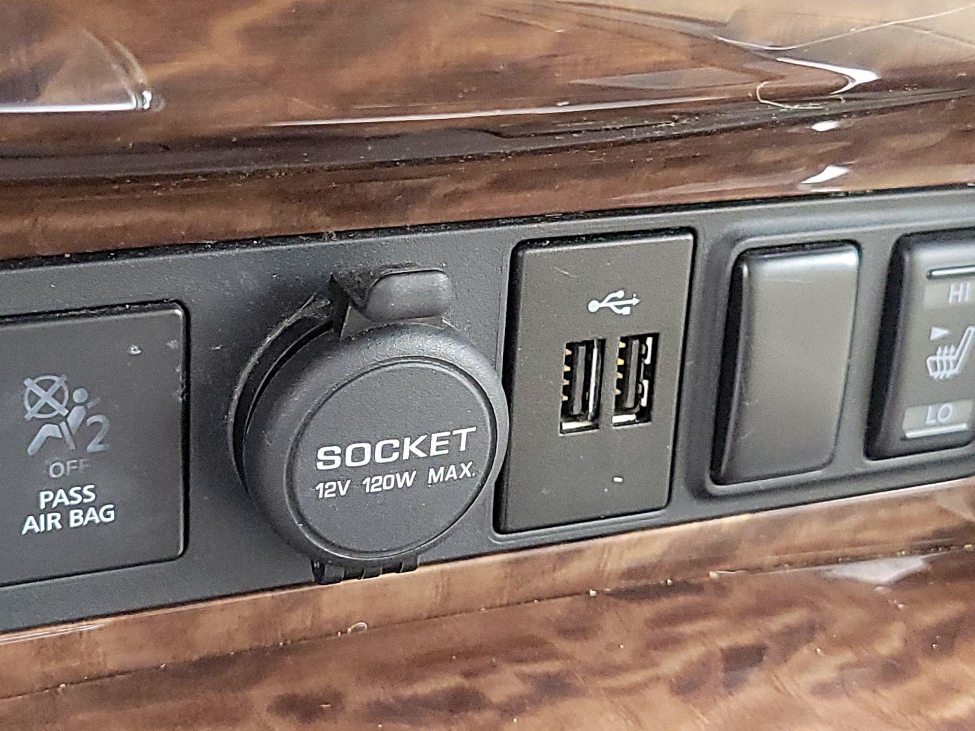 Thumbnail: 2018 Nissan Armada - 19