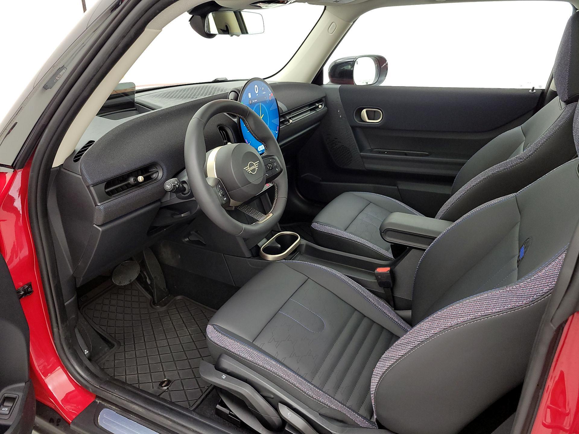 Thumbnail: 2025 MINI Cooper Hardtop - 11