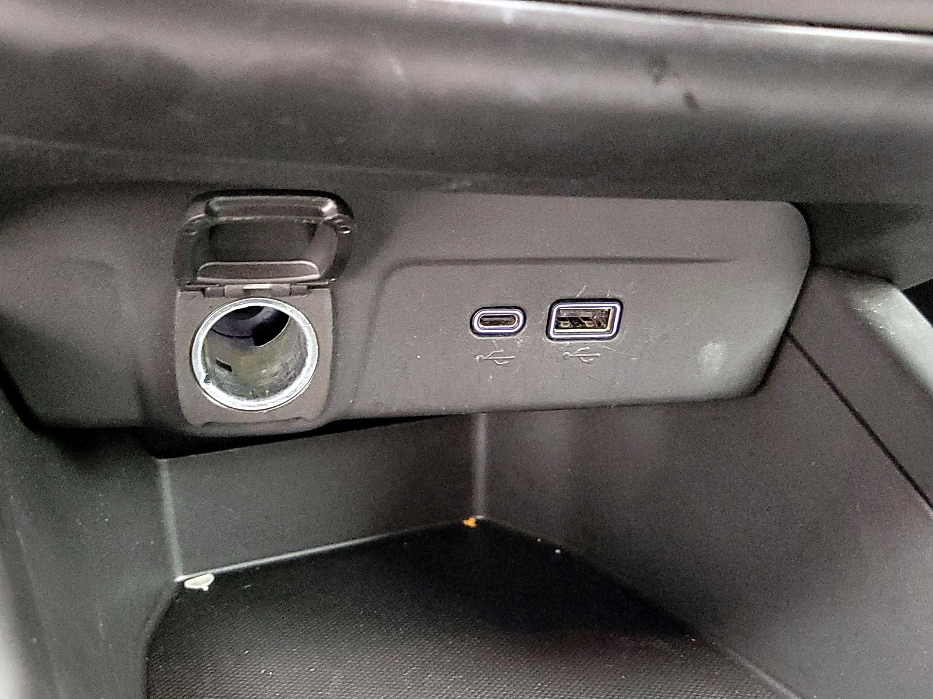 Thumbnail: 2024 Chevrolet Trax - 18