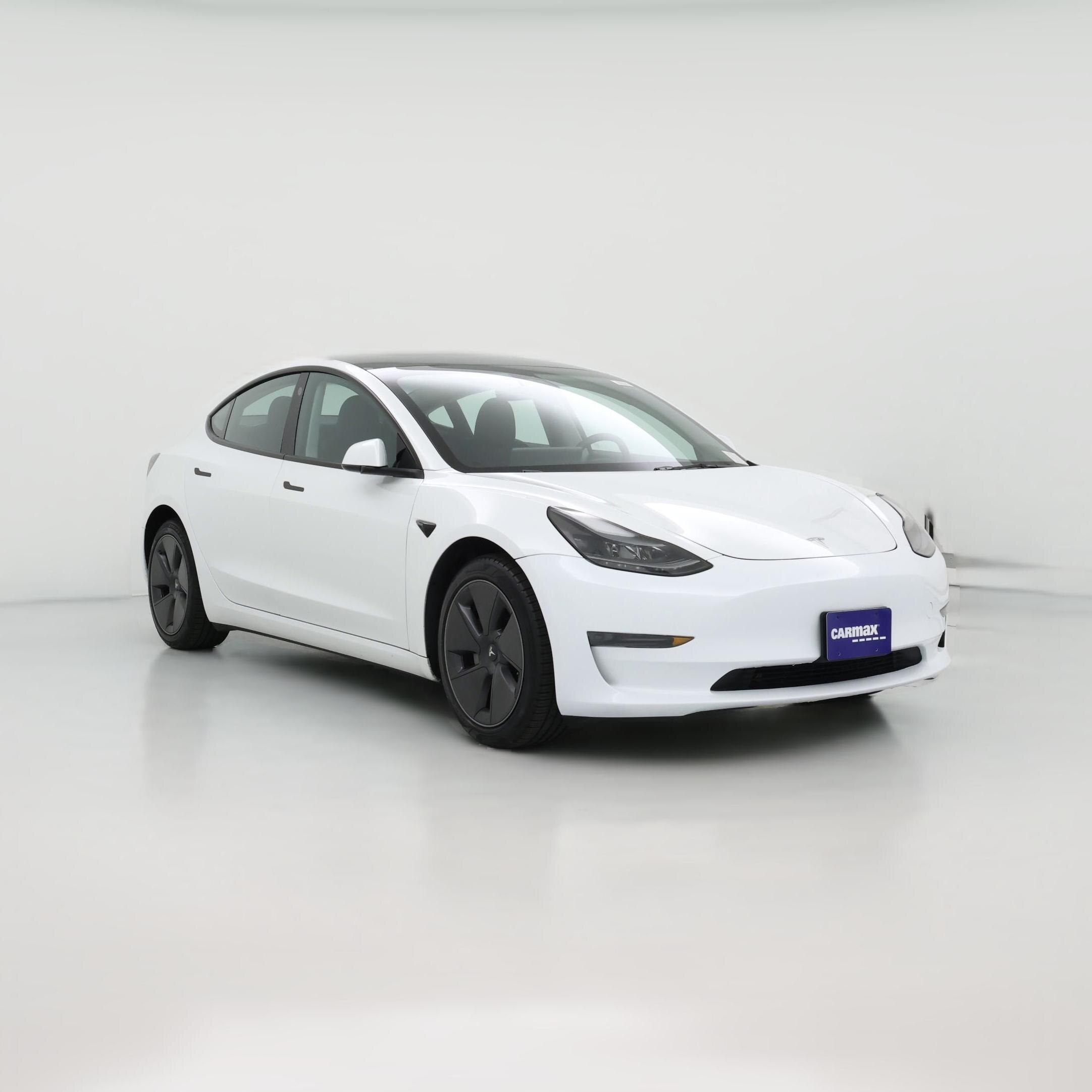 Thumbnail: 2023 Tesla Model 3 - 1