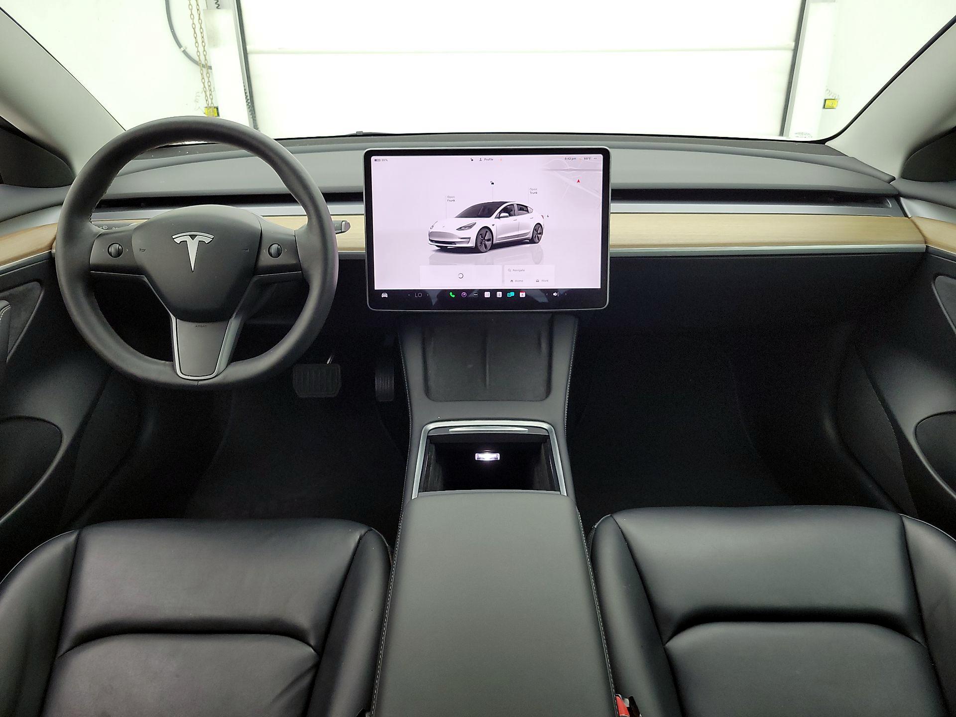 Thumbnail: 2023 Tesla Model 3 - 9