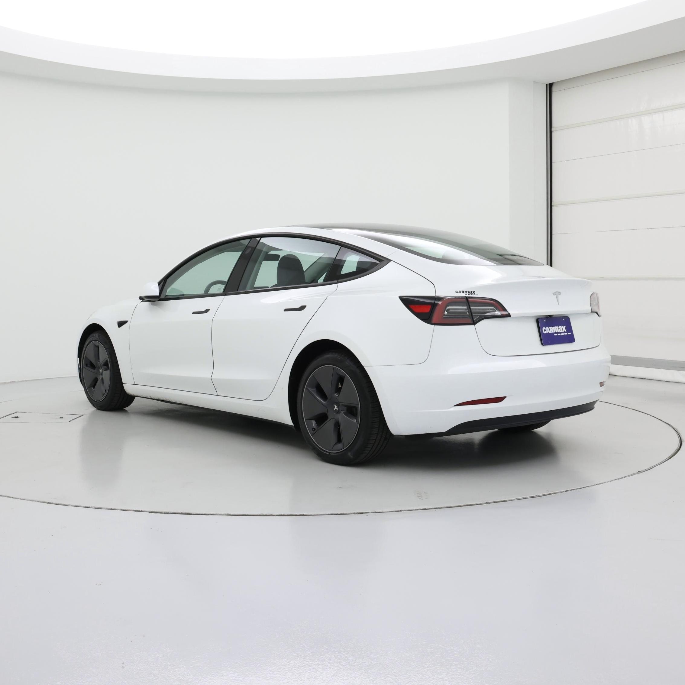 Thumbnail: 2023 Tesla Model 3 - 2