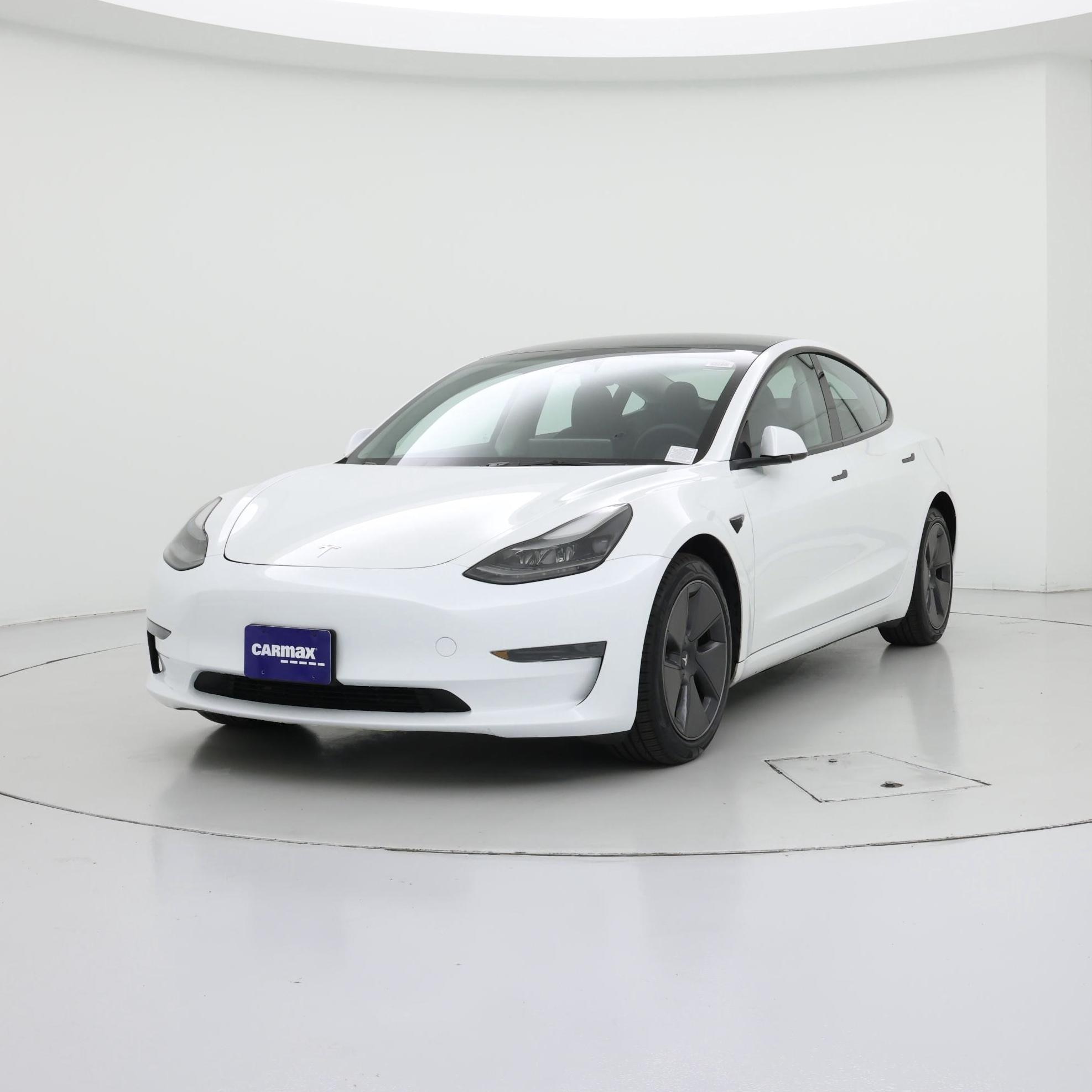 Thumbnail: 2023 Tesla Model 3 - 4