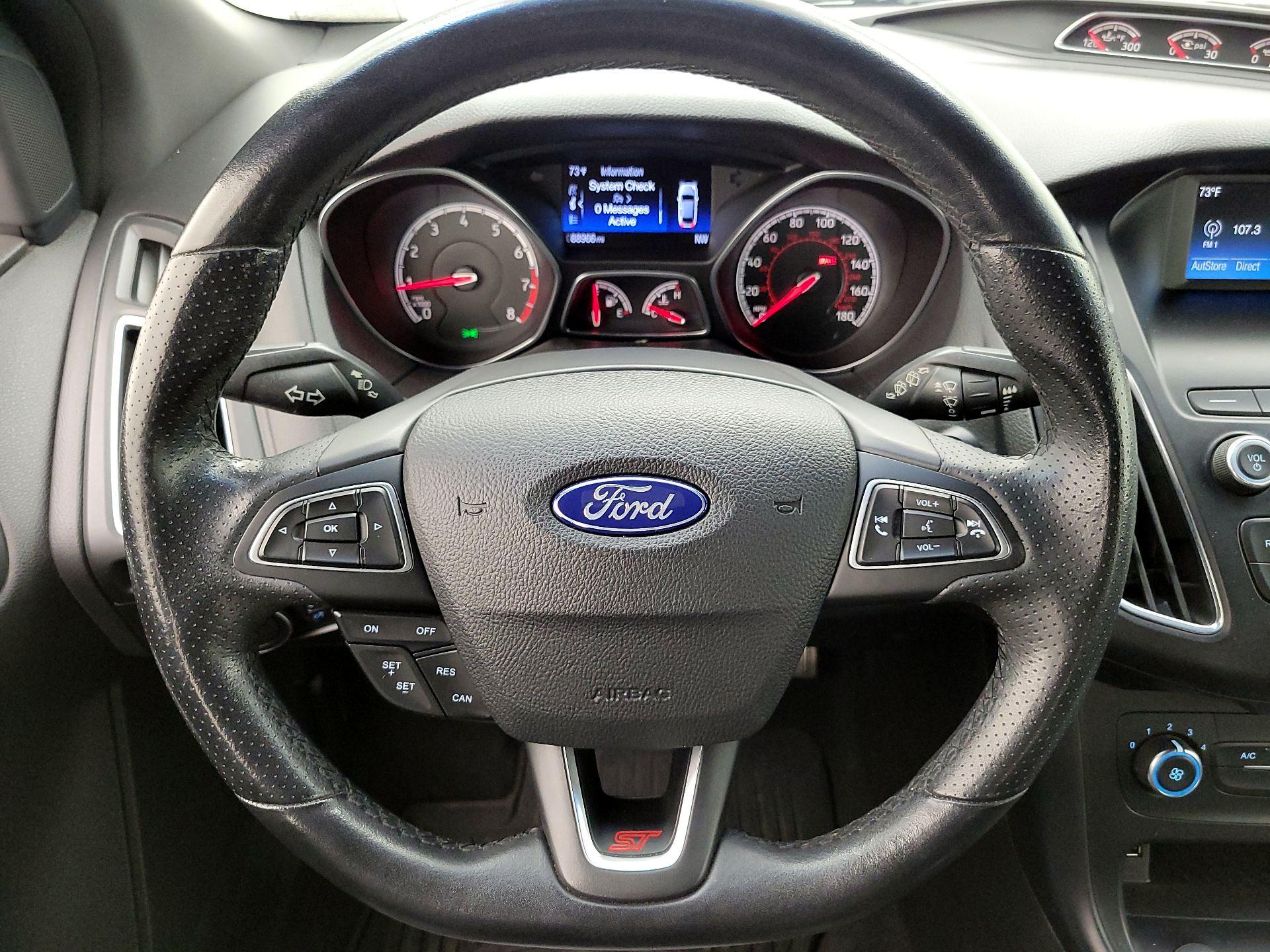 Thumbnail: 2018 Ford Focus - 10