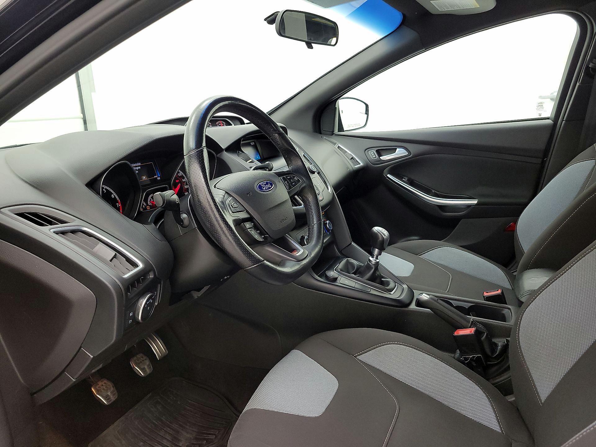 Thumbnail: 2018 Ford Focus - 11