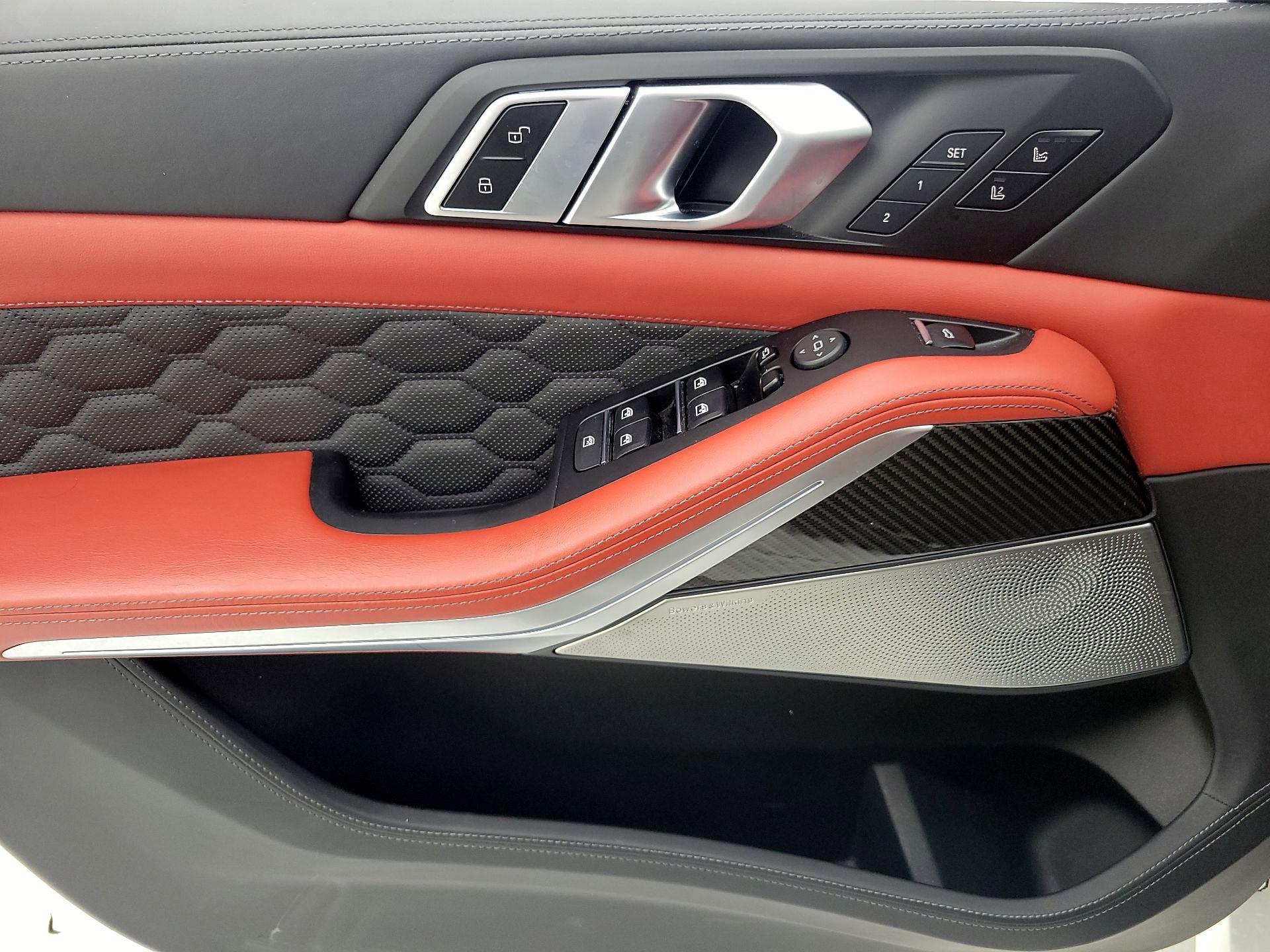 Thumbnail: 2022 BMW X5 - 12