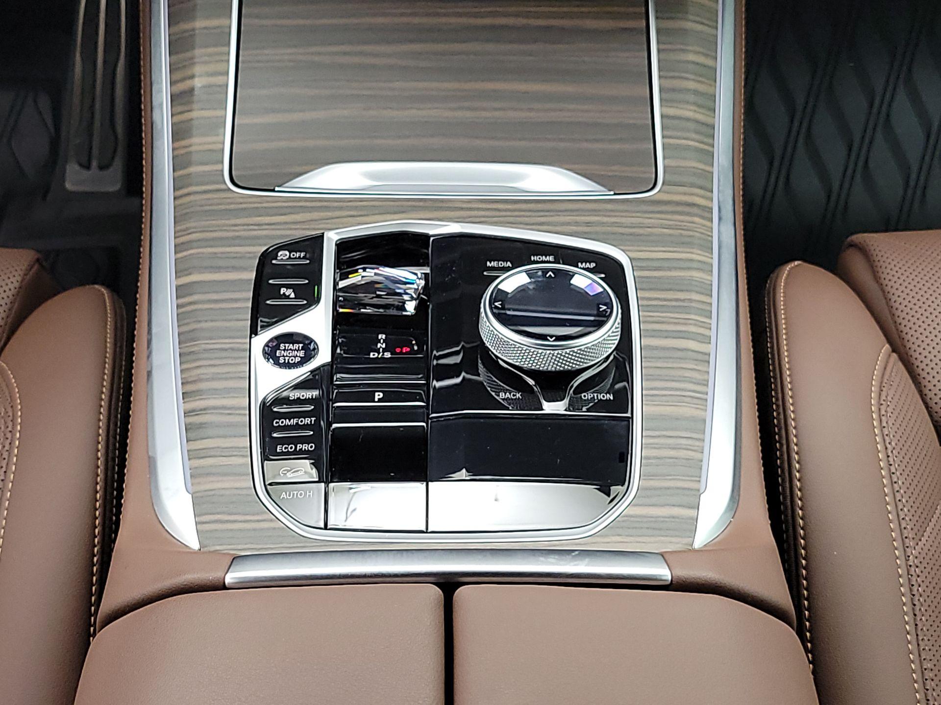 Thumbnail: 2025 BMW X5 - 18