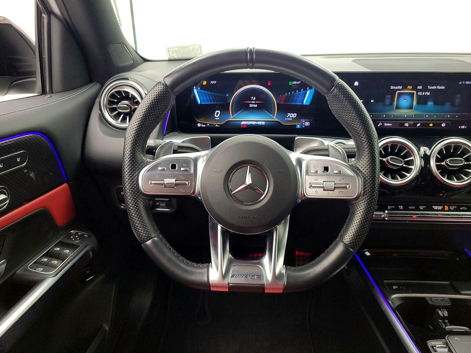 Thumbnail: 2022 Mercedes-Benz GLB - 10