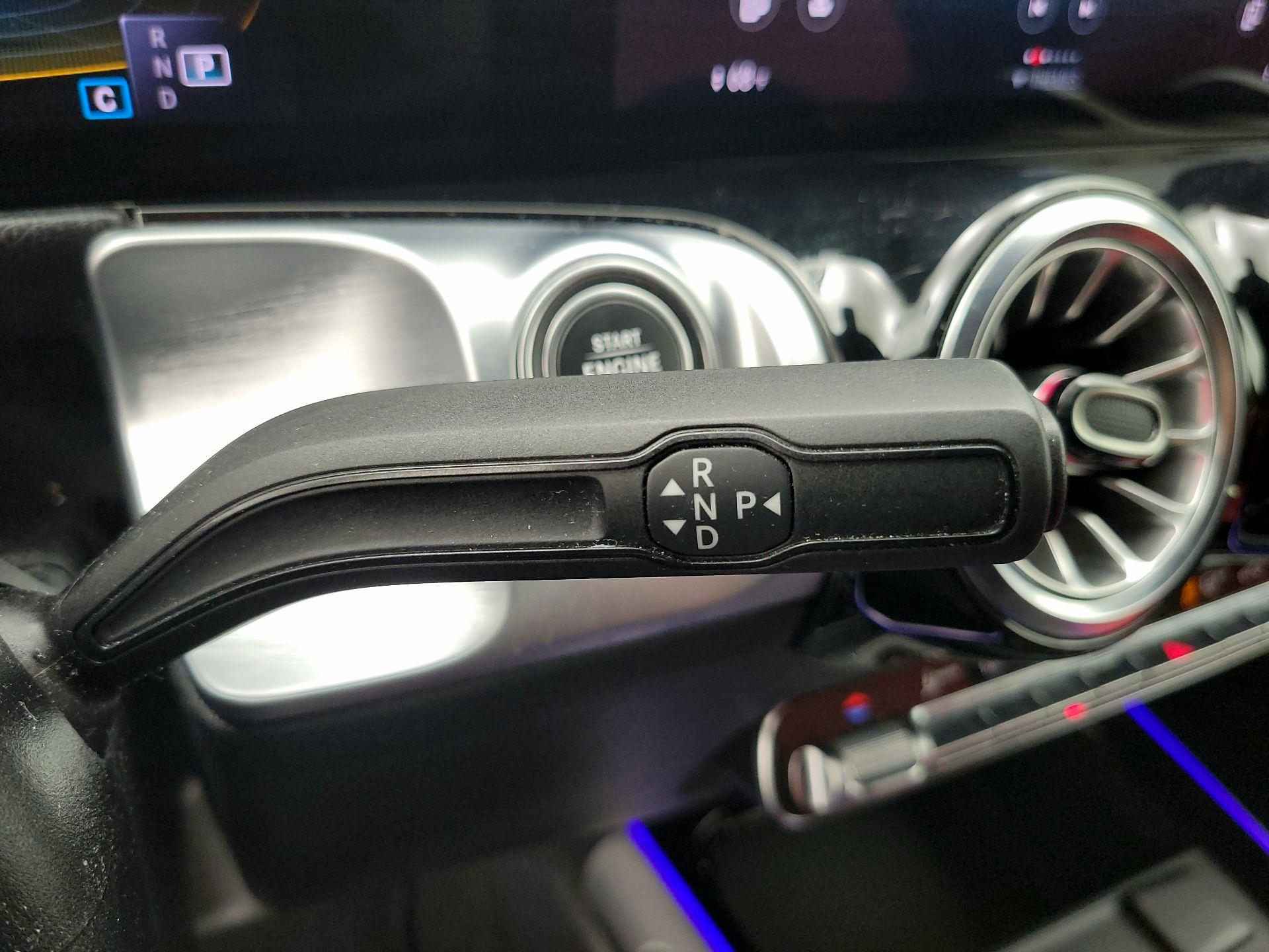 Thumbnail: 2022 Mercedes-Benz GLB - 17