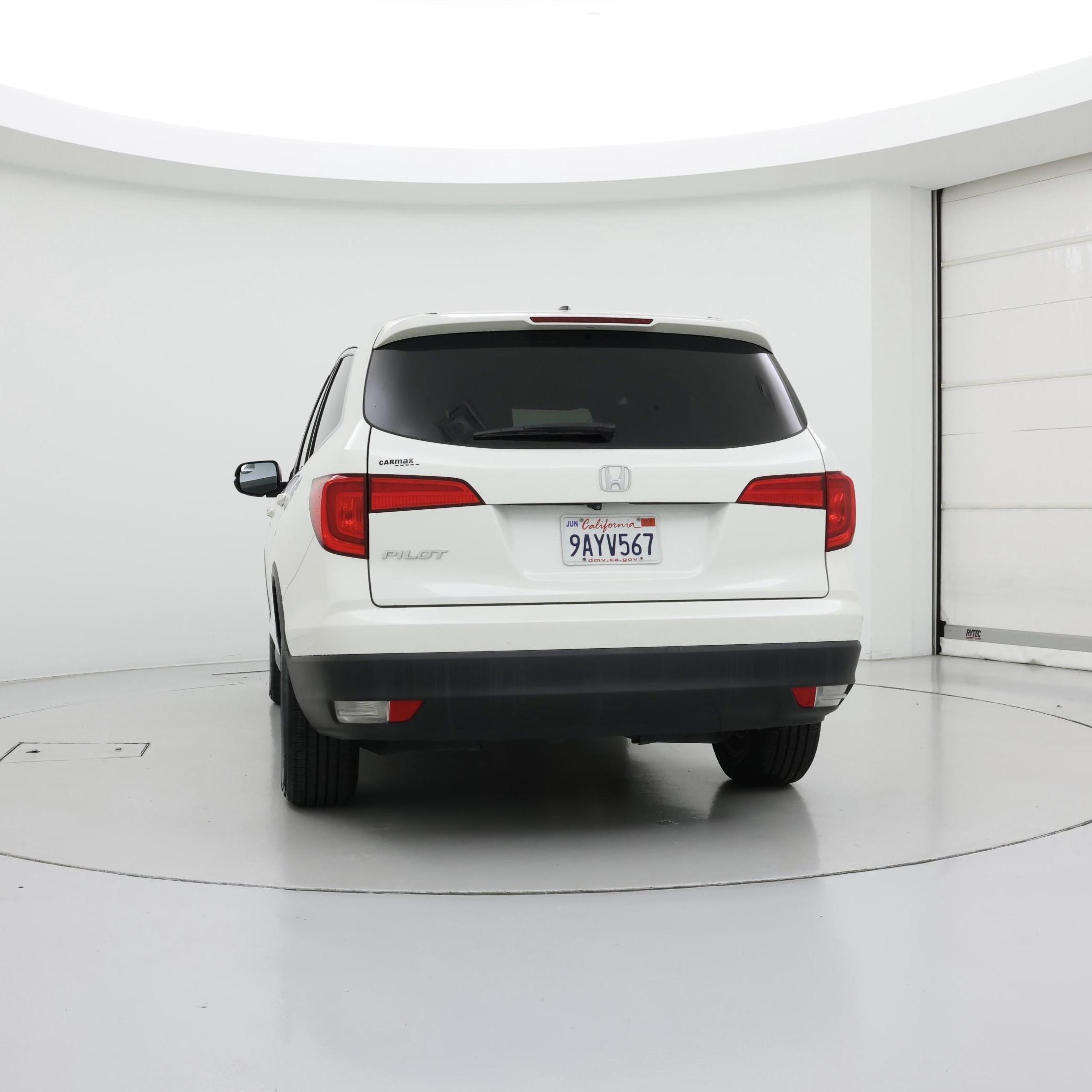 Thumbnail: 2017 Honda Pilot - 6