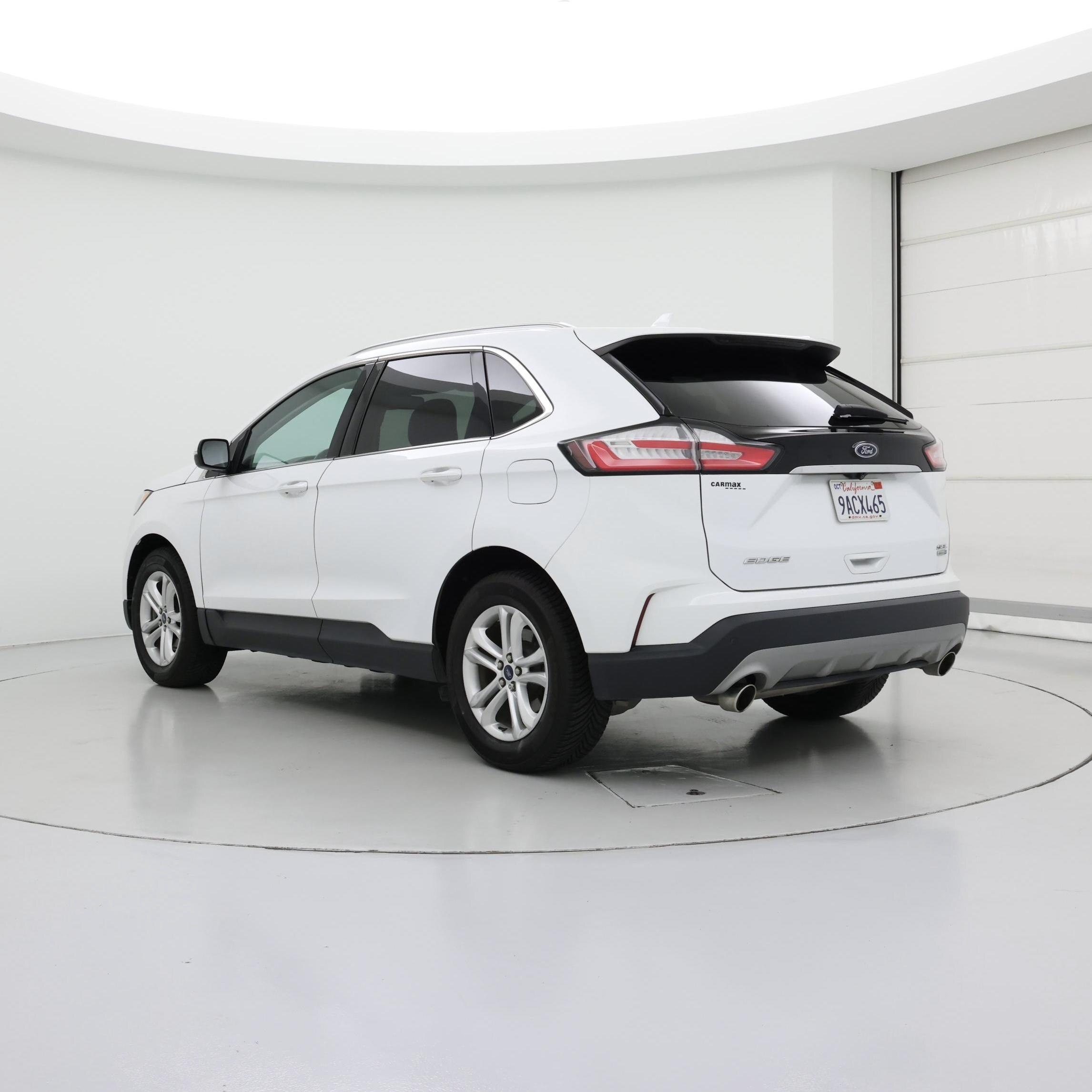 Thumbnail: 2019 Ford Edge - 2