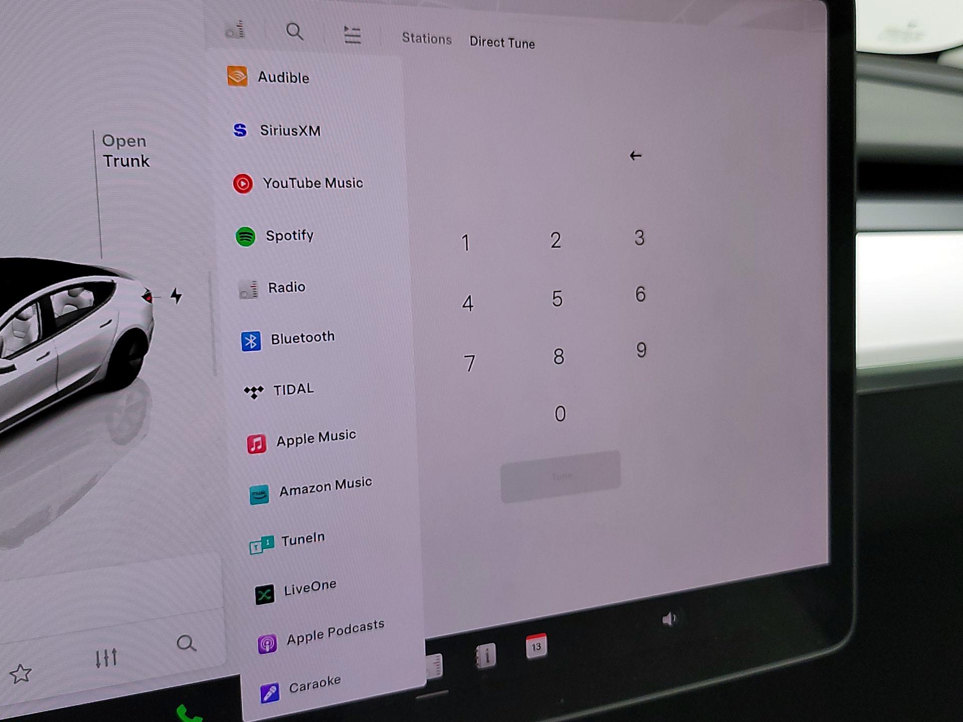 Thumbnail: 2022 Tesla Model 3 - 15