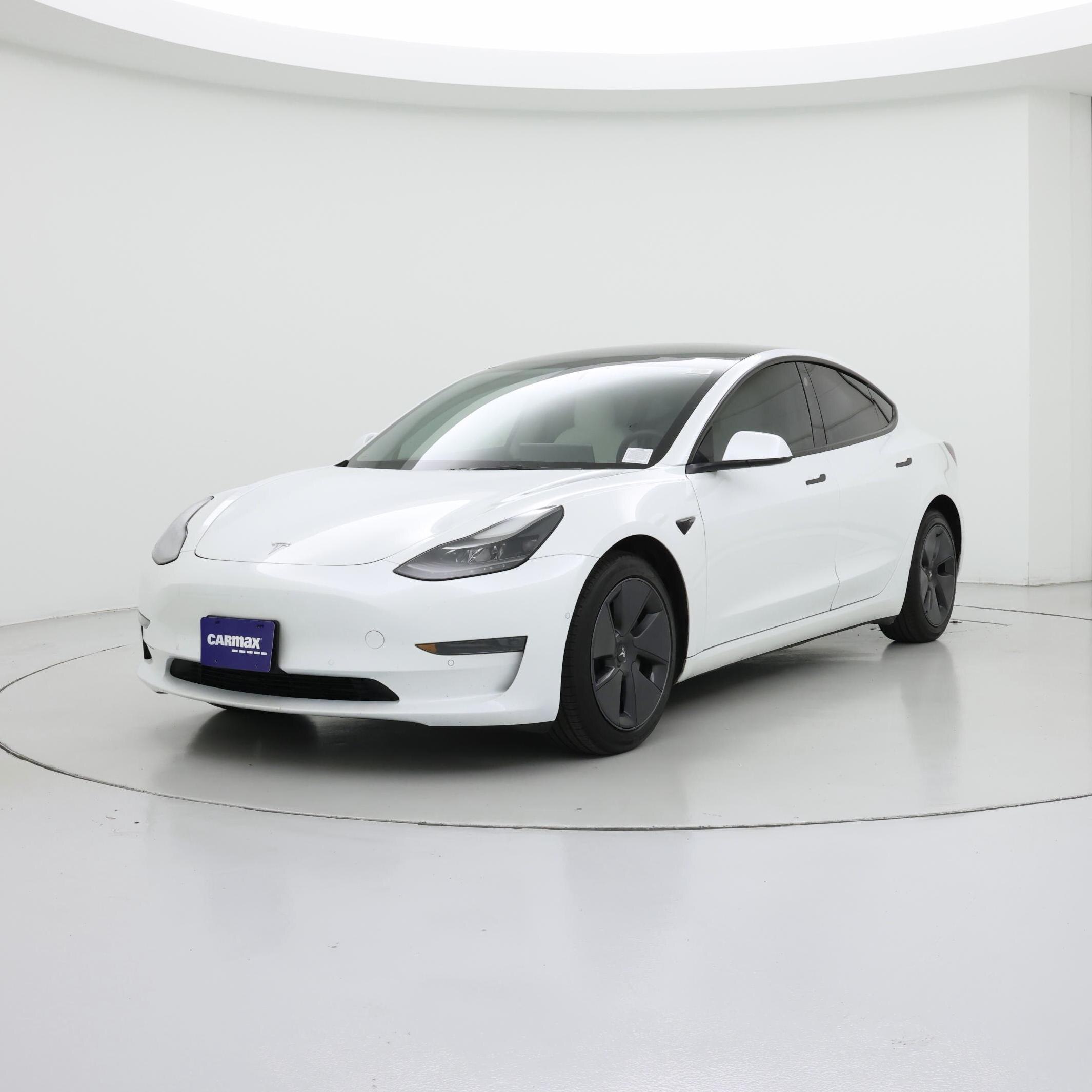 Thumbnail: 2022 Tesla Model 3 - 4