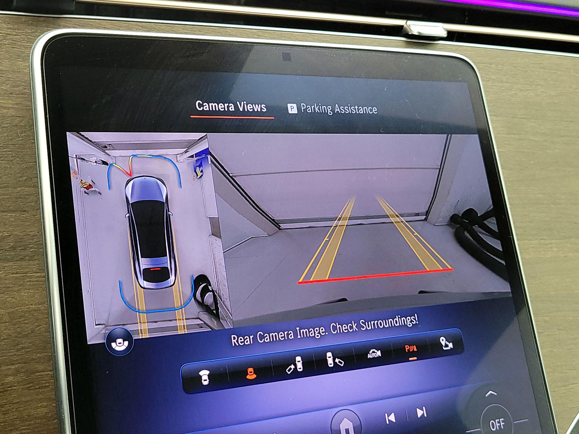 Thumbnail: 2023 Mercedes-Benz EQS - 15