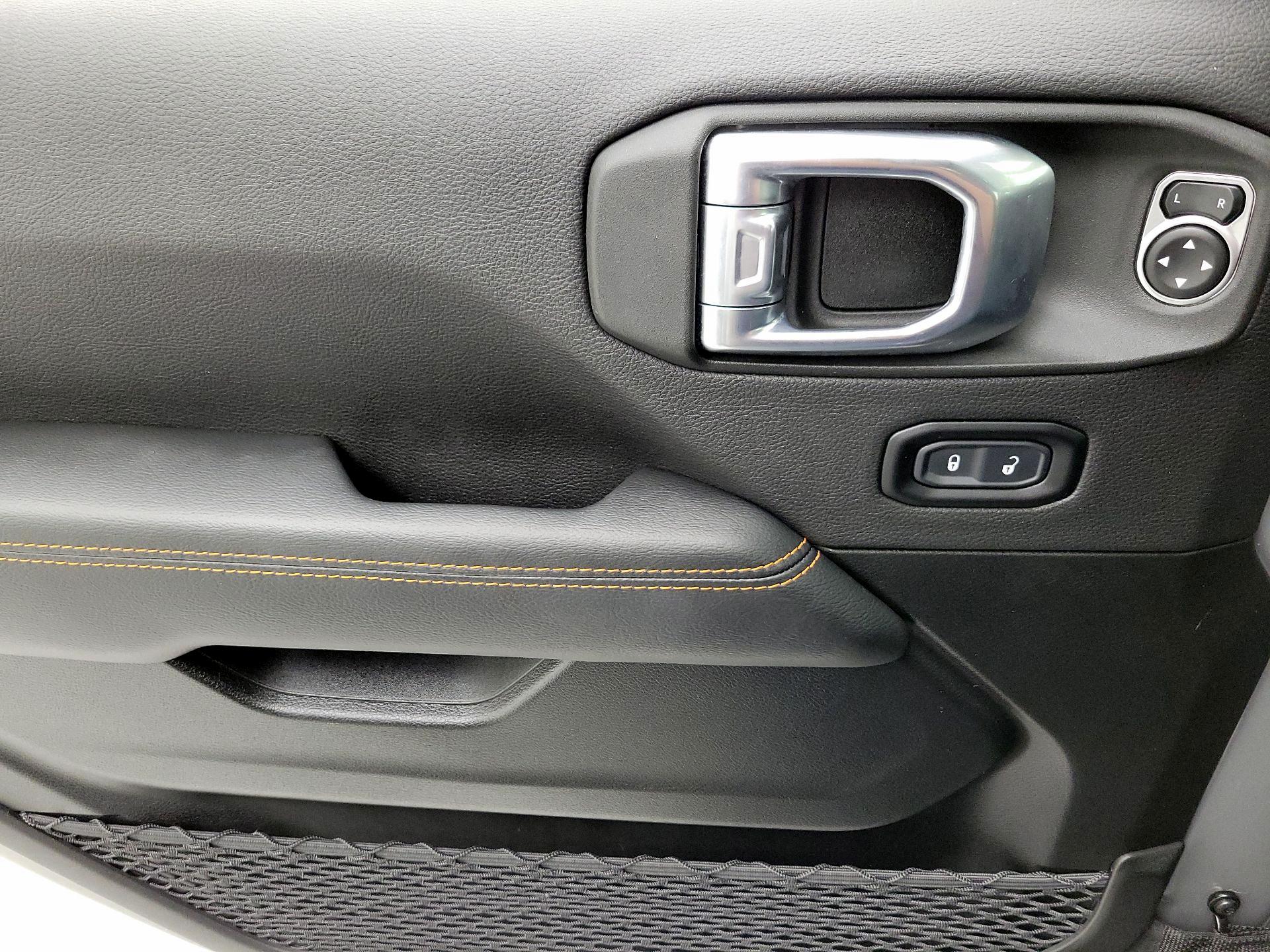 Thumbnail: 2023 Jeep Gladiator - 12