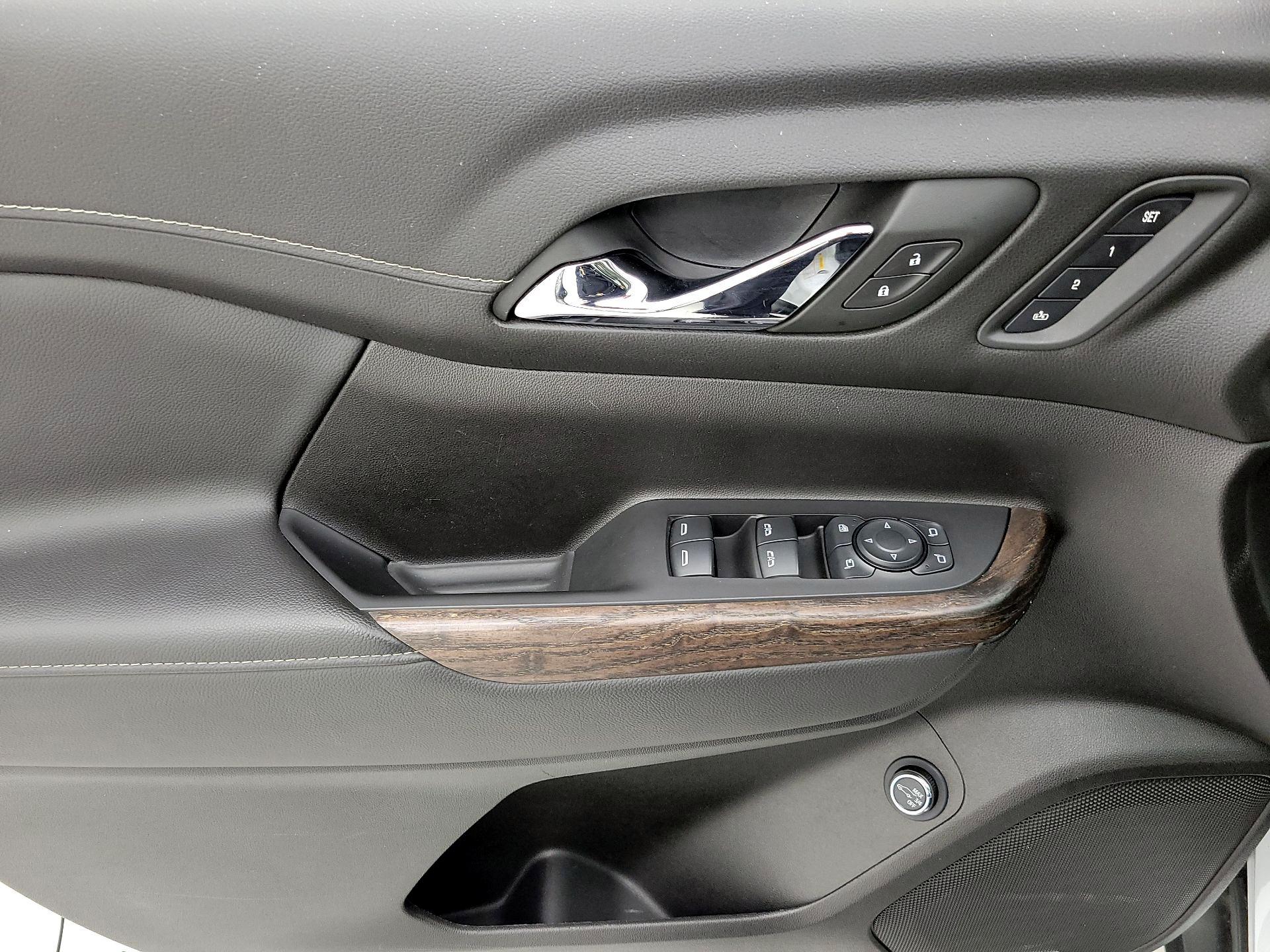 Thumbnail: 2023 GMC Acadia - 12