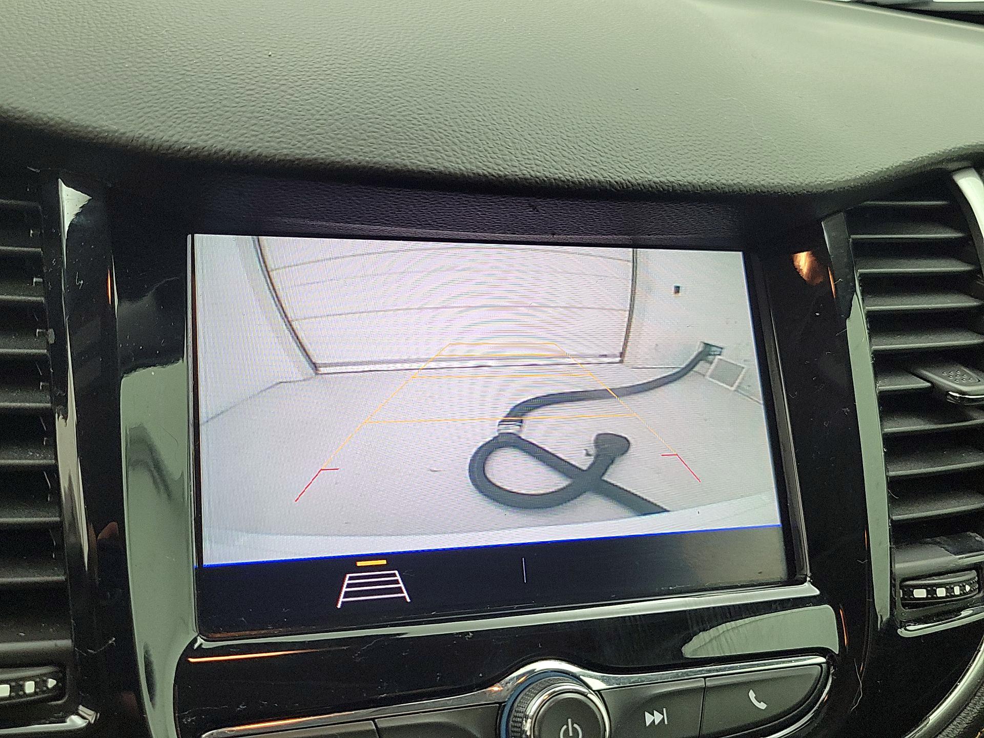 Thumbnail: 2021 Chevrolet Trax - 14