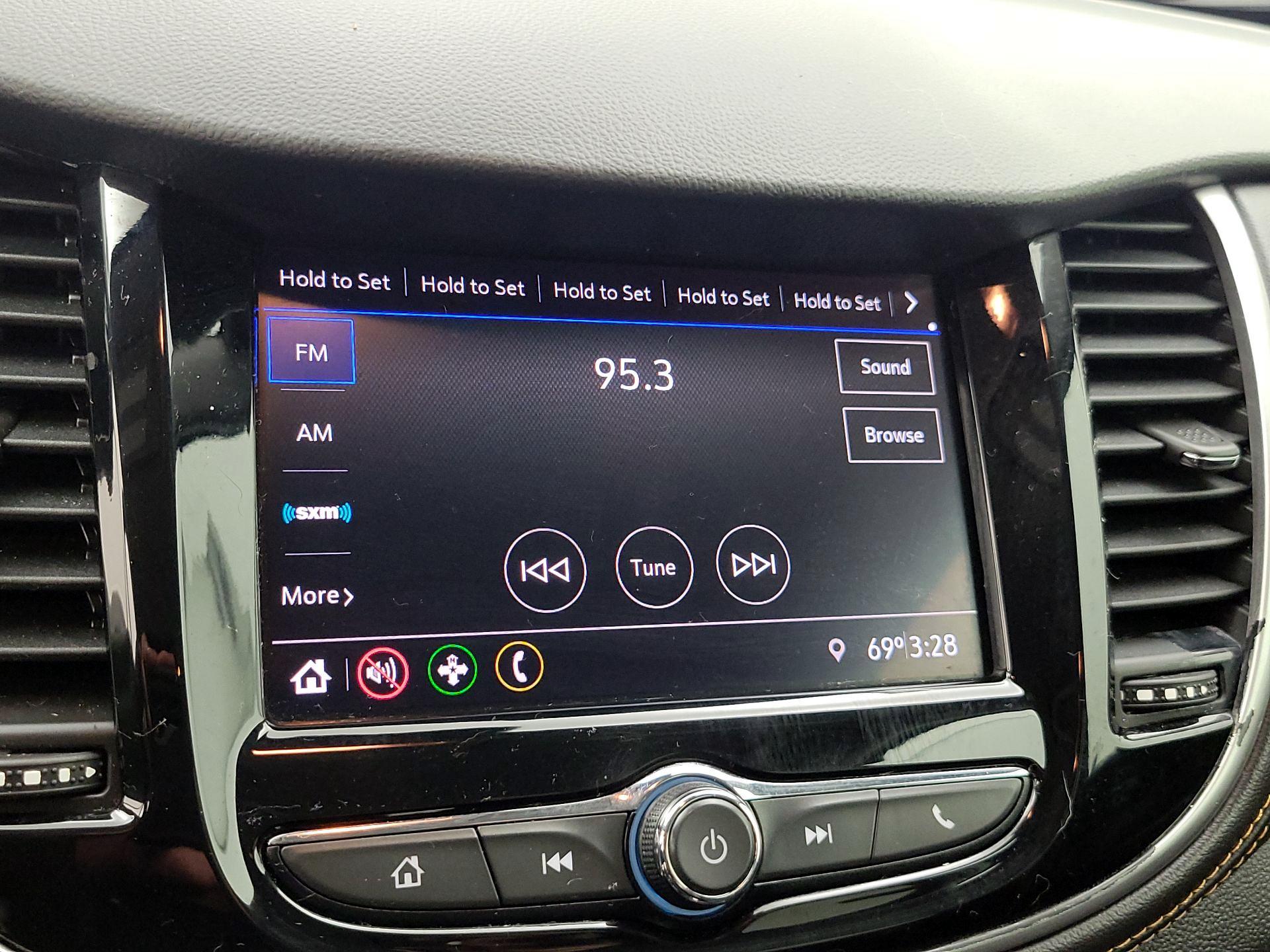 Thumbnail: 2021 Chevrolet Trax - 15