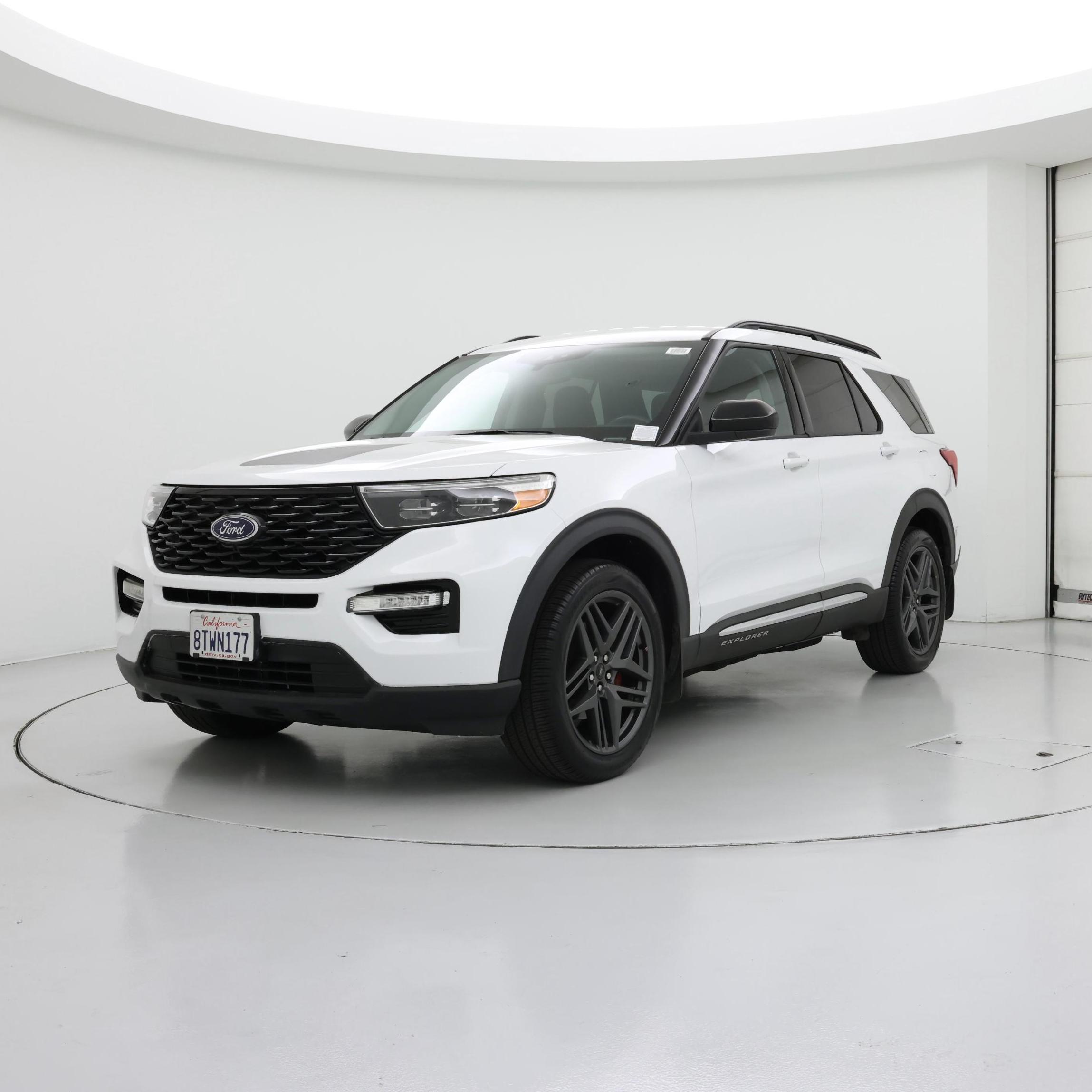 Thumbnail: 2020 Ford Explorer - 4