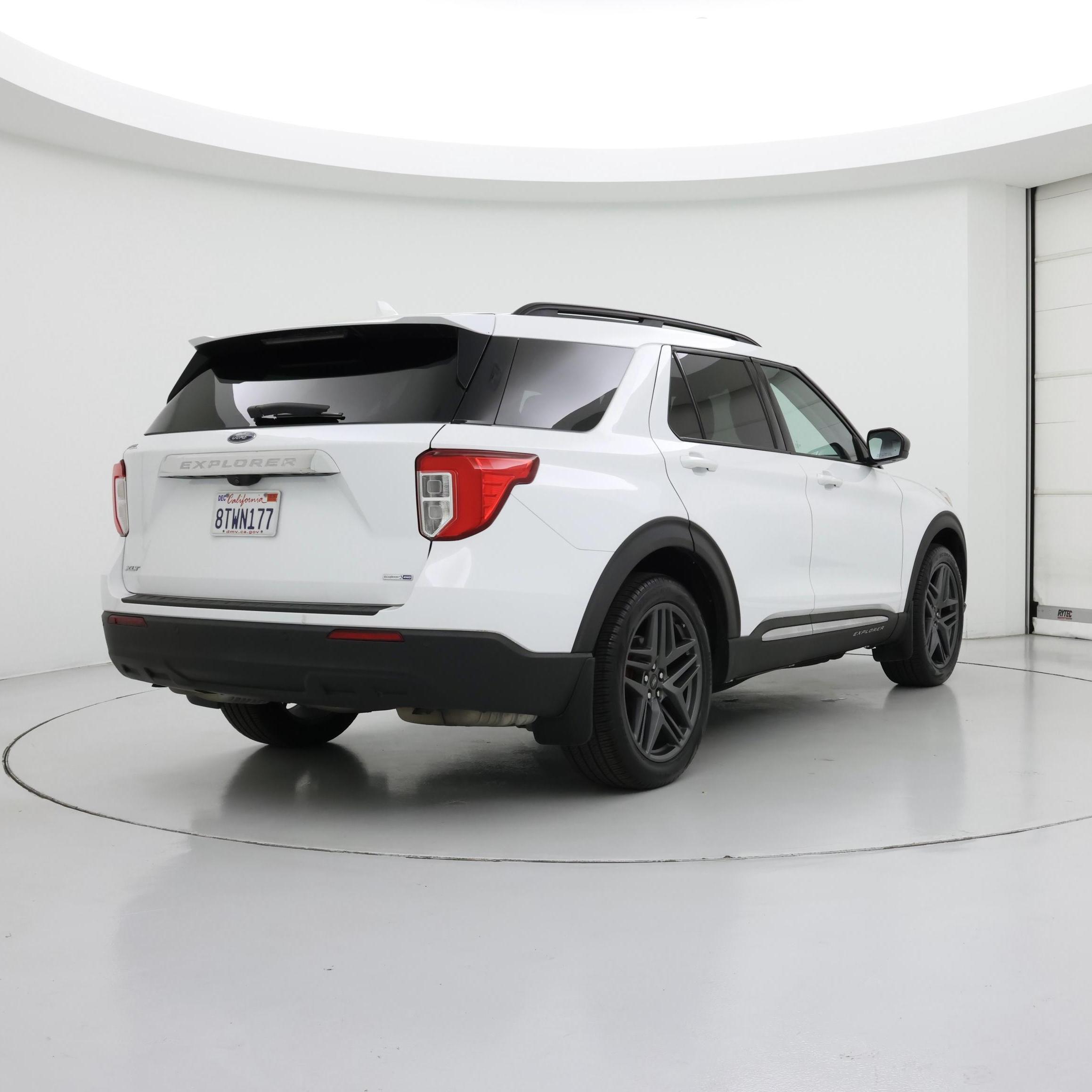 Thumbnail: 2020 Ford Explorer - 8