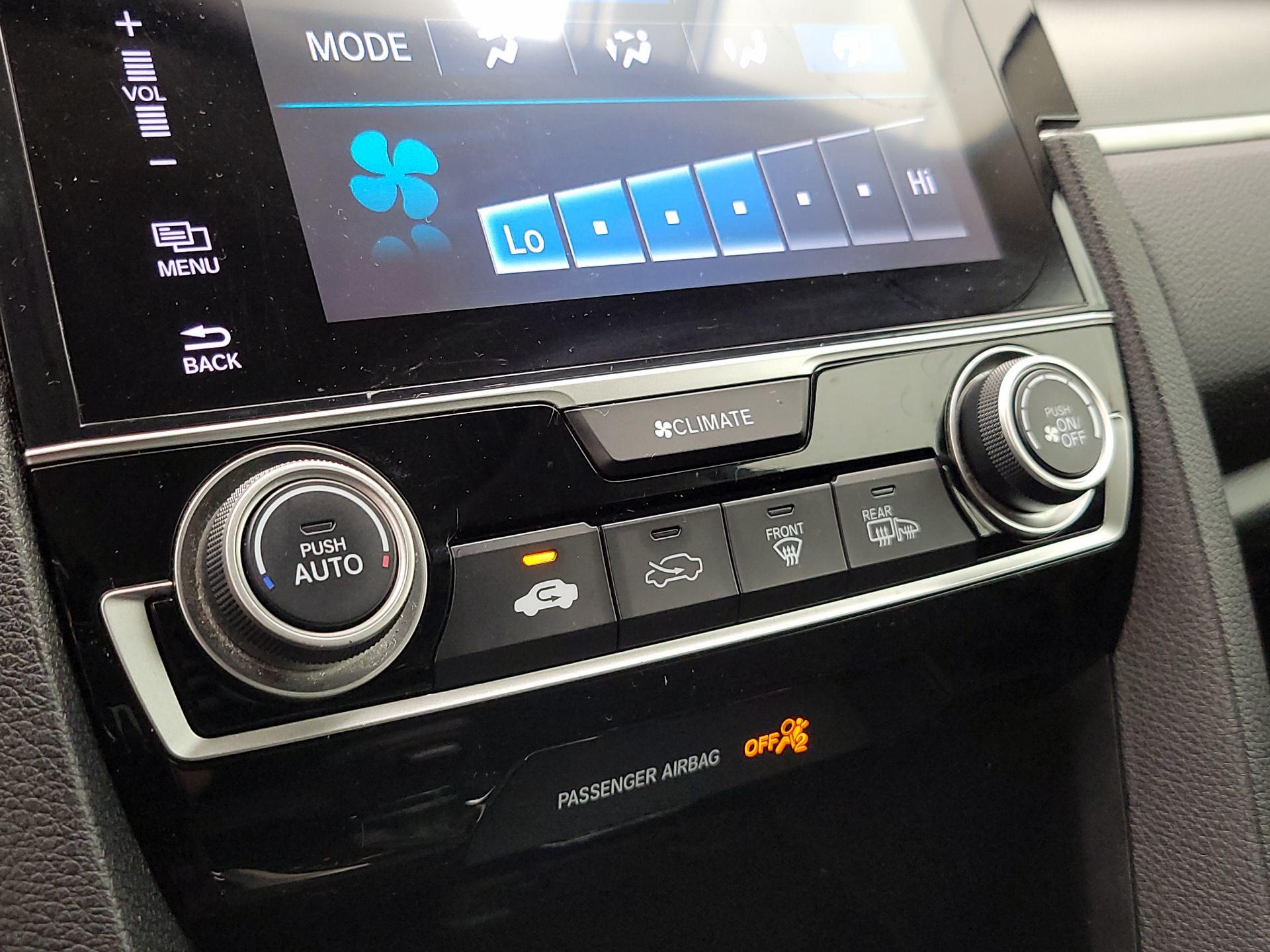 Thumbnail: 2016 Honda Civic - 16