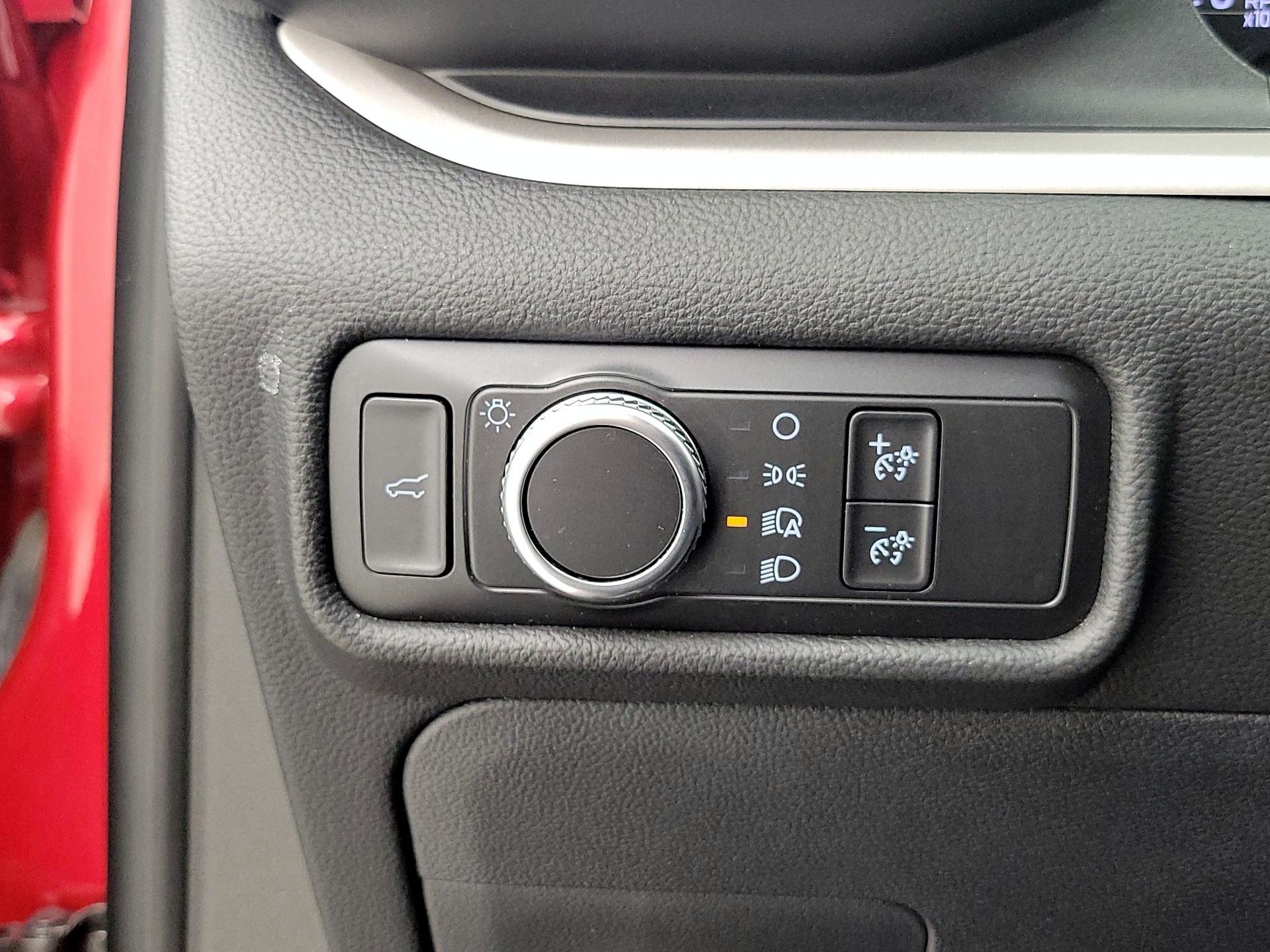 Thumbnail: 2020 Ford Explorer - 13