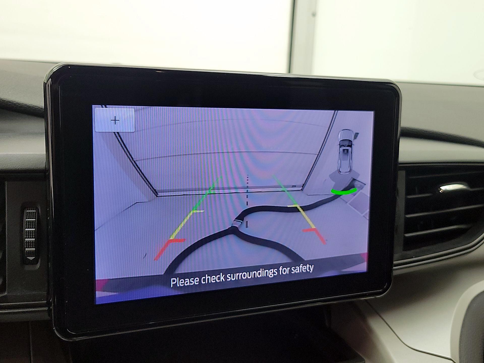 Thumbnail: 2020 Ford Explorer - 14