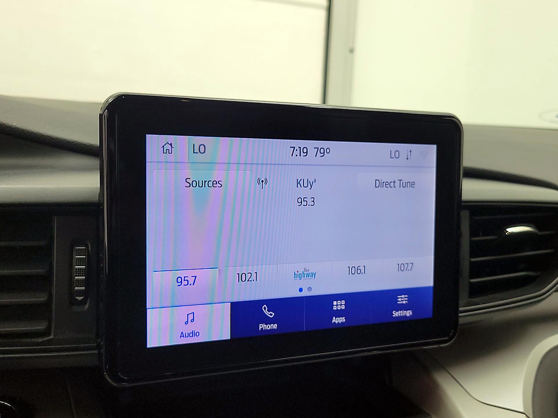 Thumbnail: 2020 Ford Explorer - 15