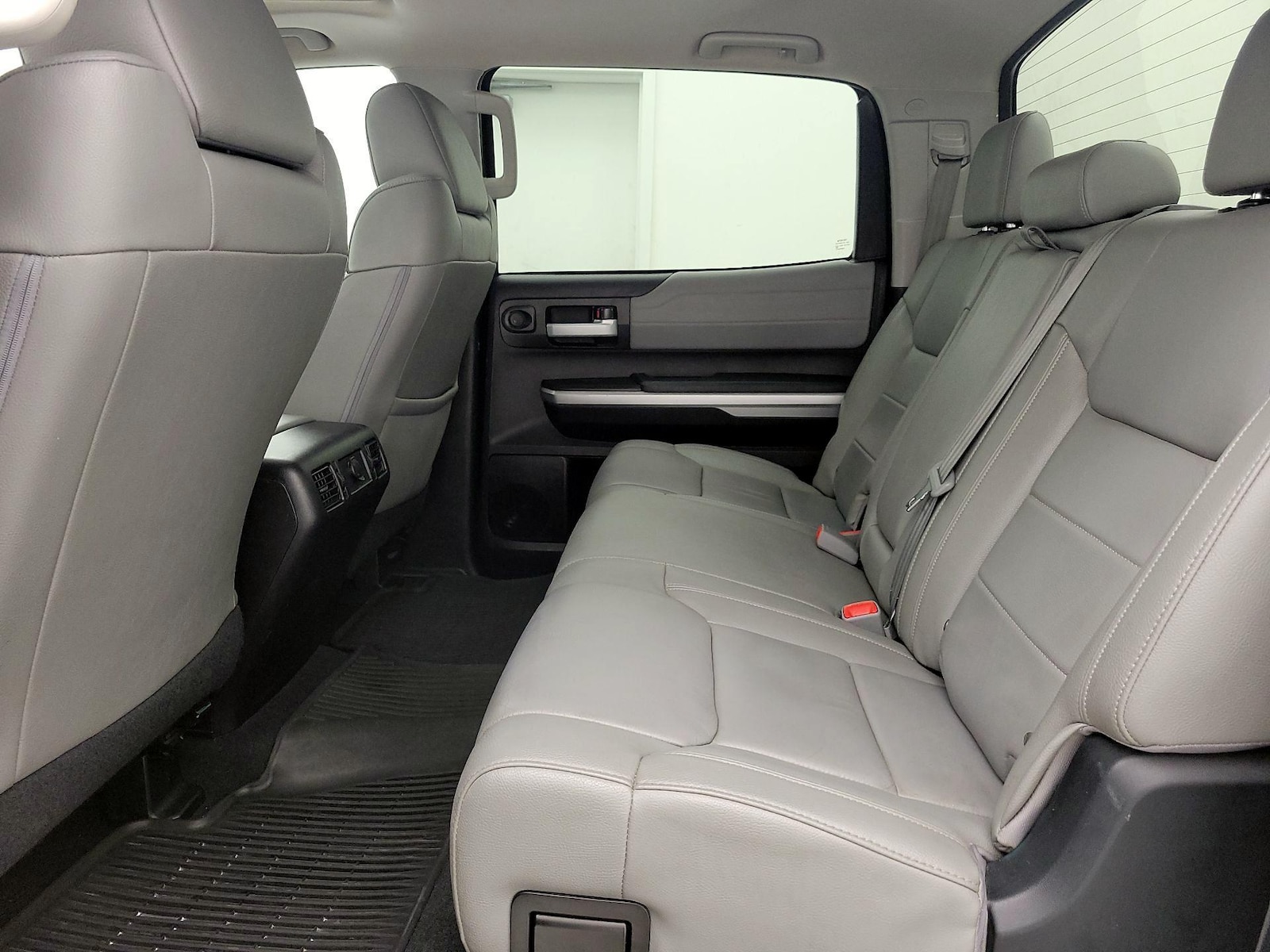 2016 Toyota Tundra Limited - Photo 22