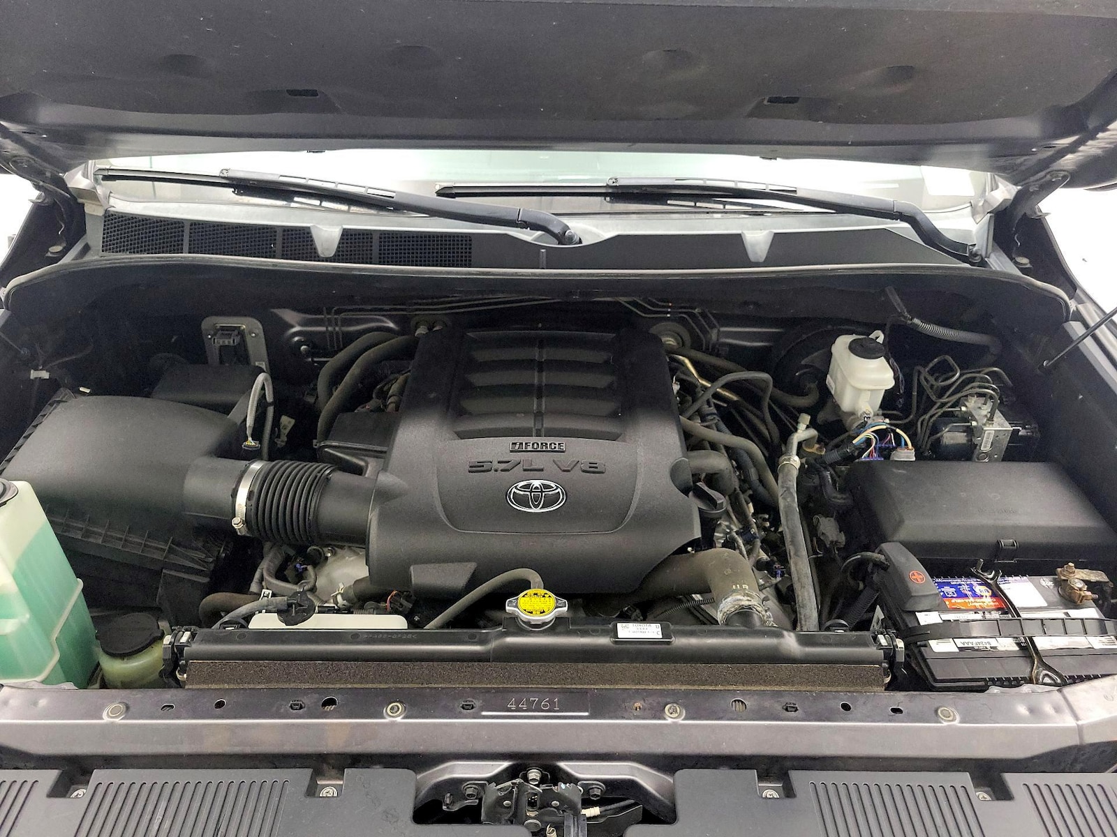 2016 Toyota Tundra Limited - Photo 24