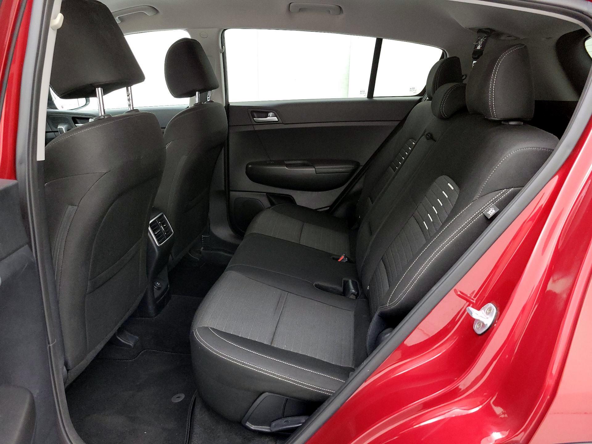 Thumbnail: 2018 Kia Sportage - 19