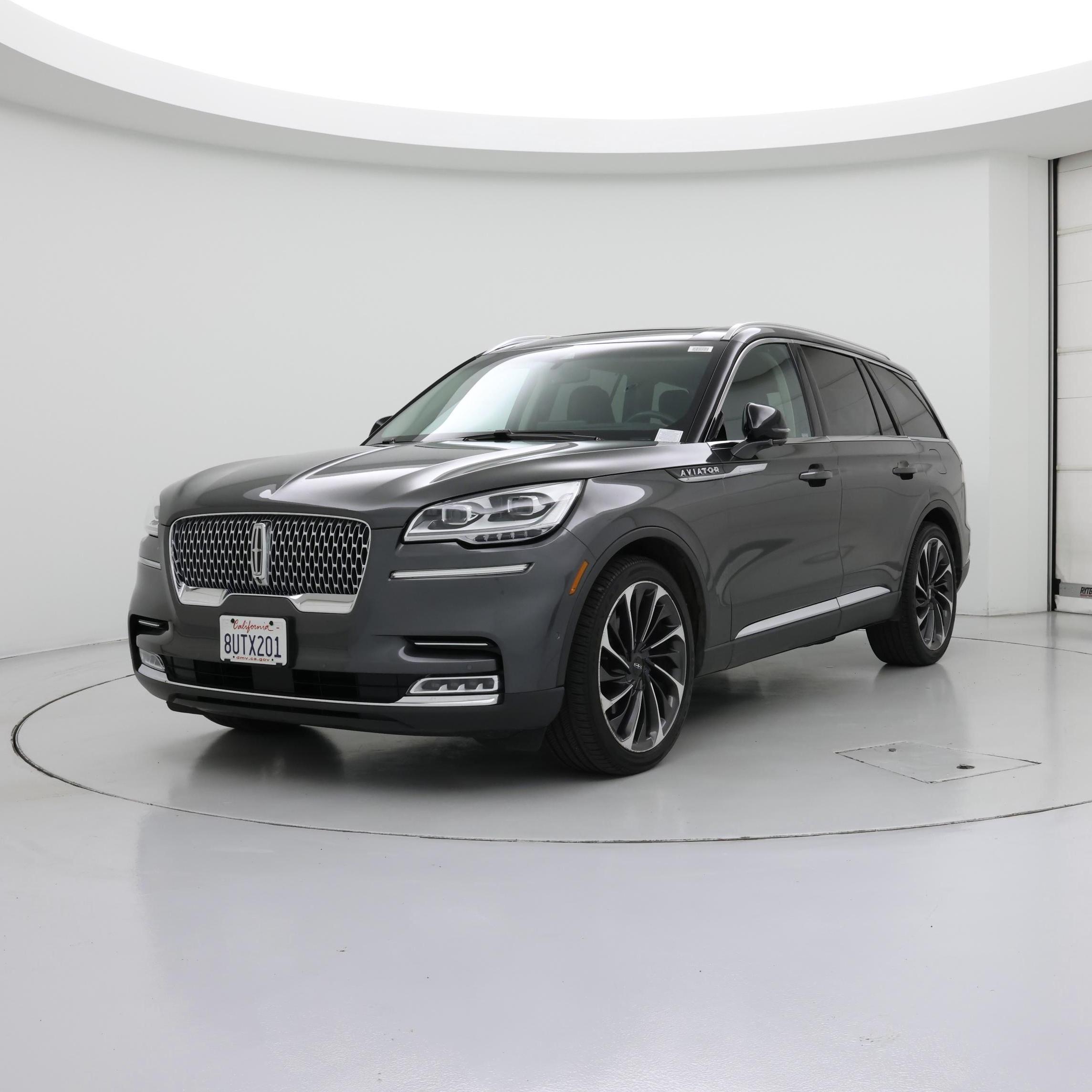 Thumbnail: 2020 Lincoln Aviator - 4
