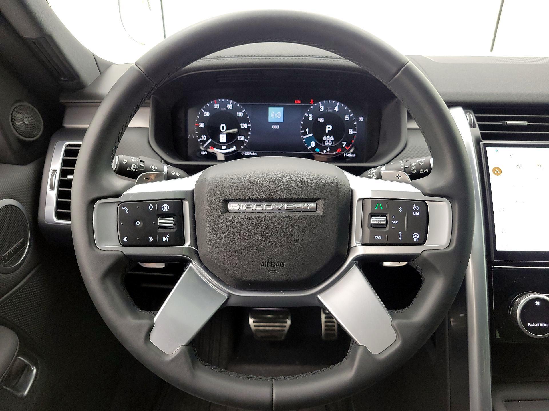 Thumbnail: 2024 Land Rover Discovery - 10