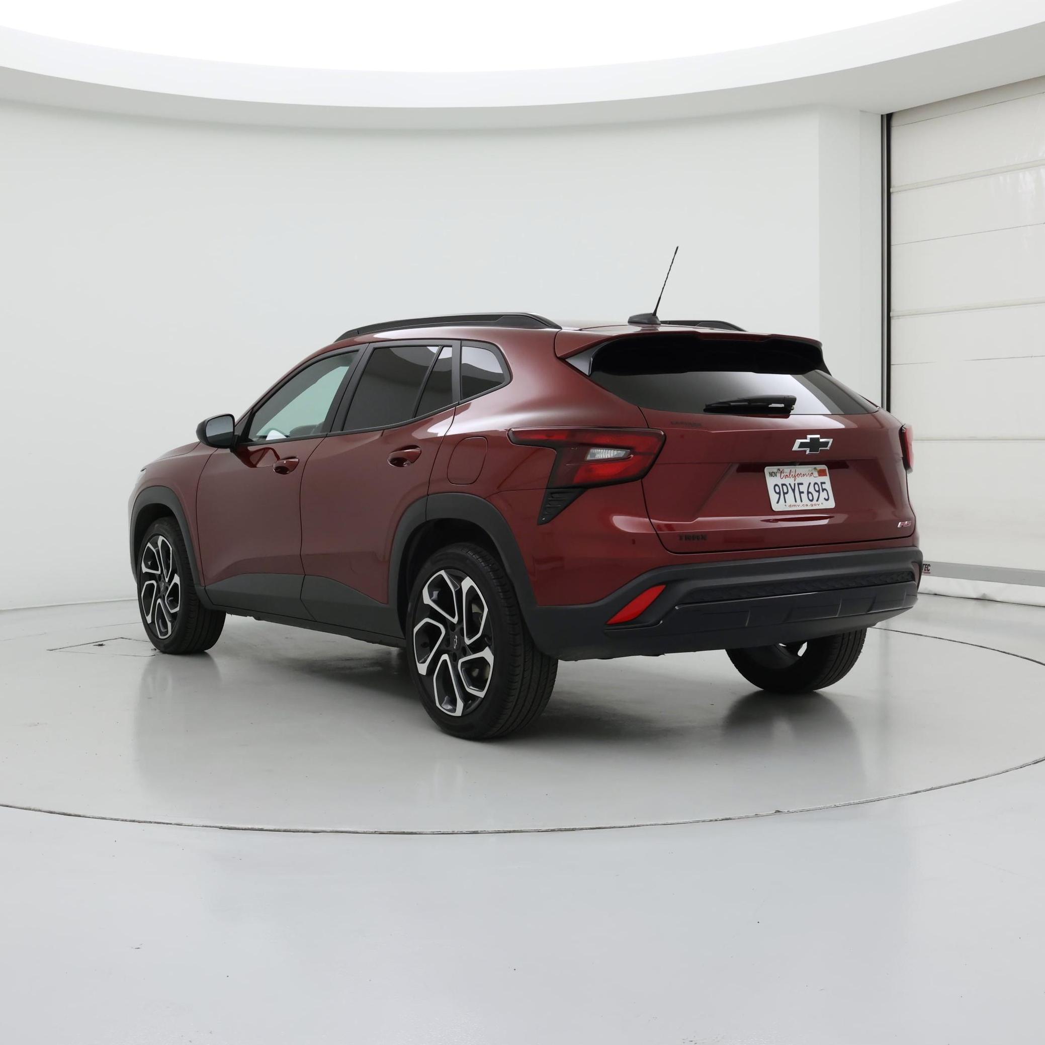 Thumbnail: 2025 Chevrolet Trax - 2