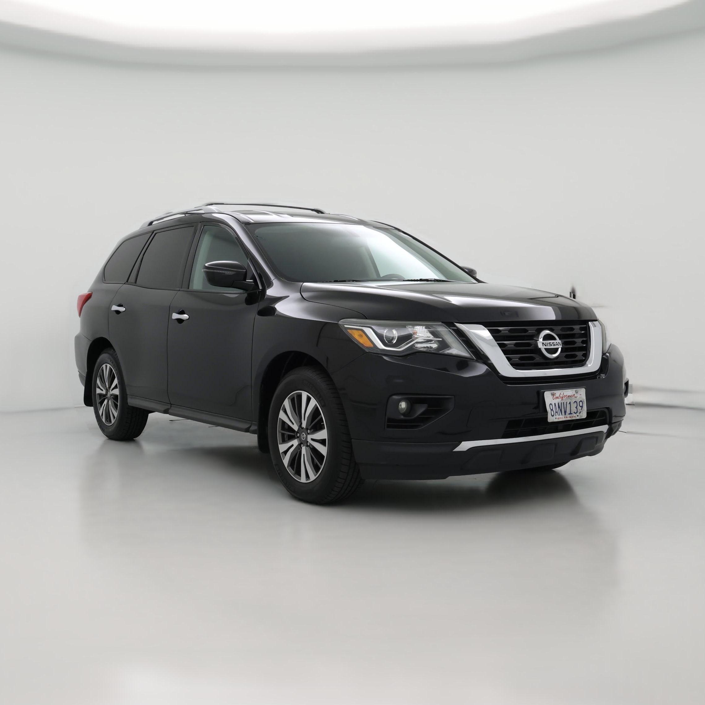 Thumbnail: 2017 Nissan Pathfinder - 1