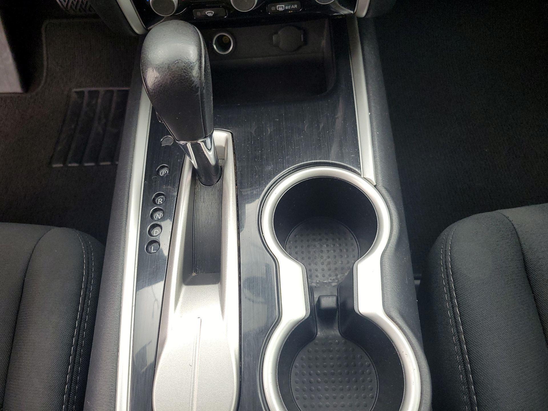 Thumbnail: 2017 Nissan Pathfinder - 17