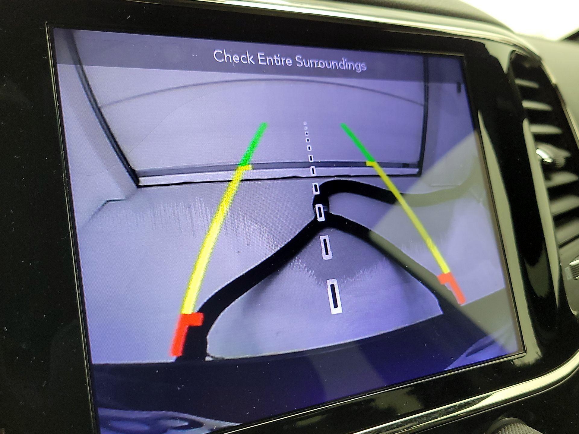 Thumbnail: 2019 Jeep Grand Cherokee - 15