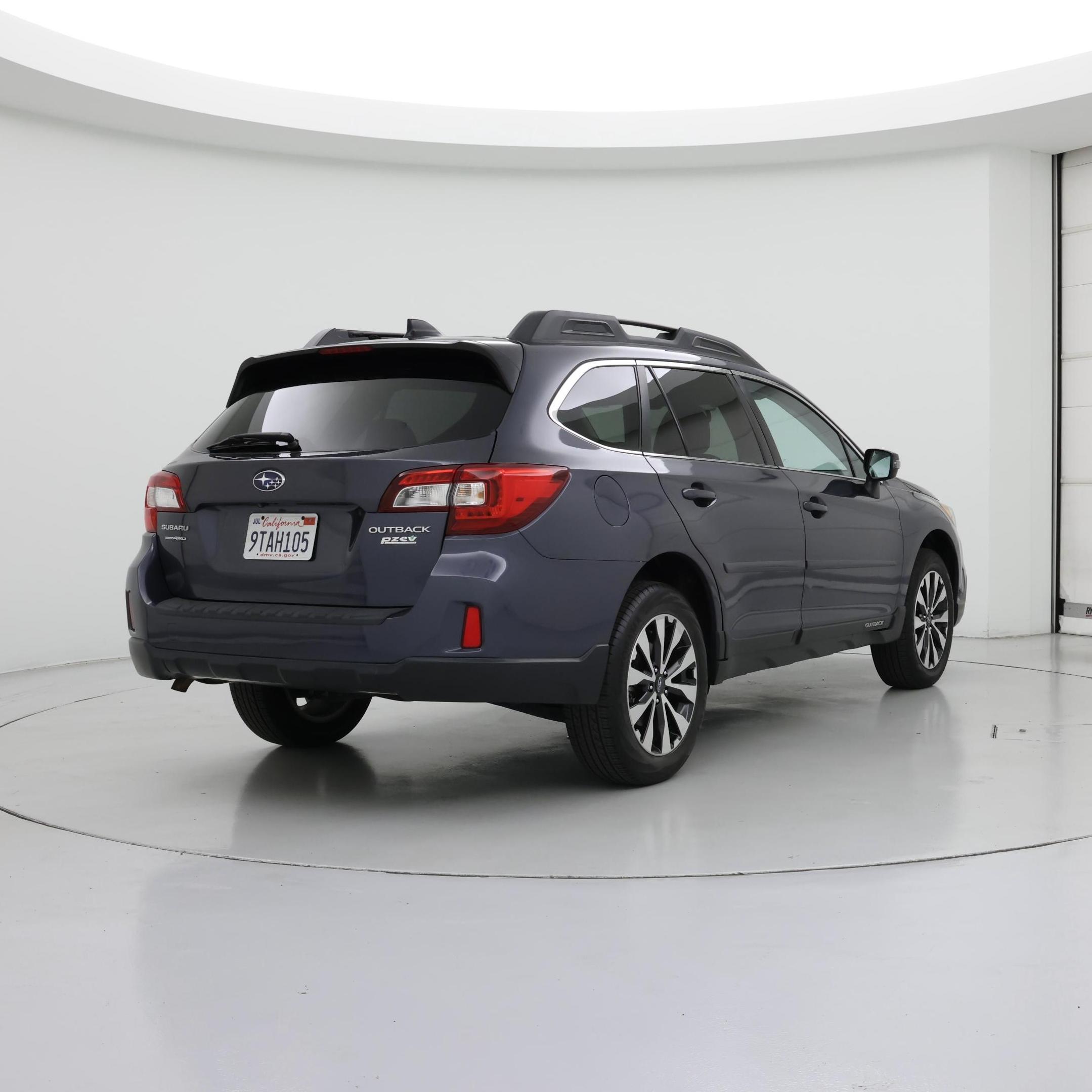 Thumbnail: 2016 Subaru Outback - 8