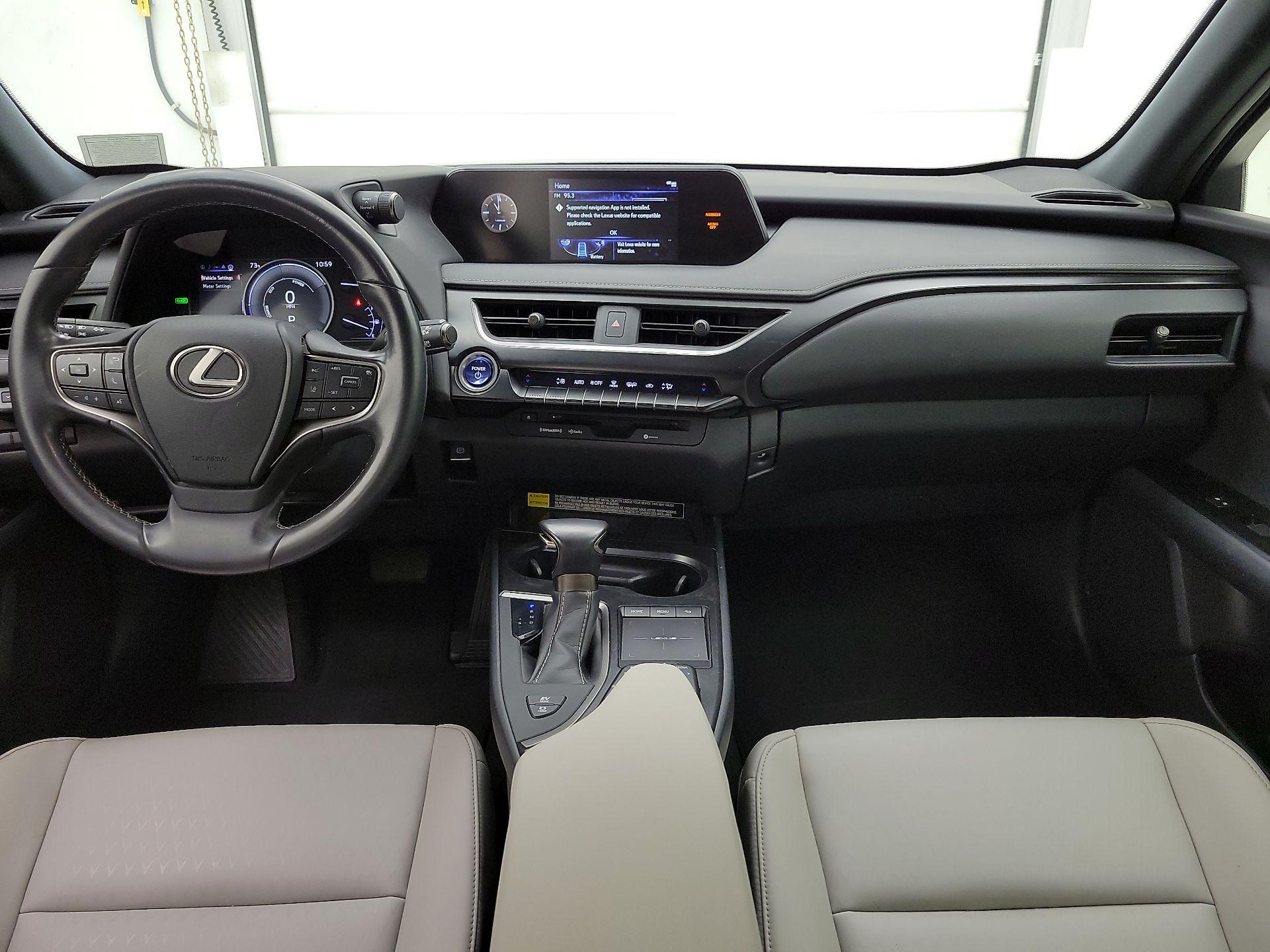 Thumbnail: 2021 Lexus UX - 9