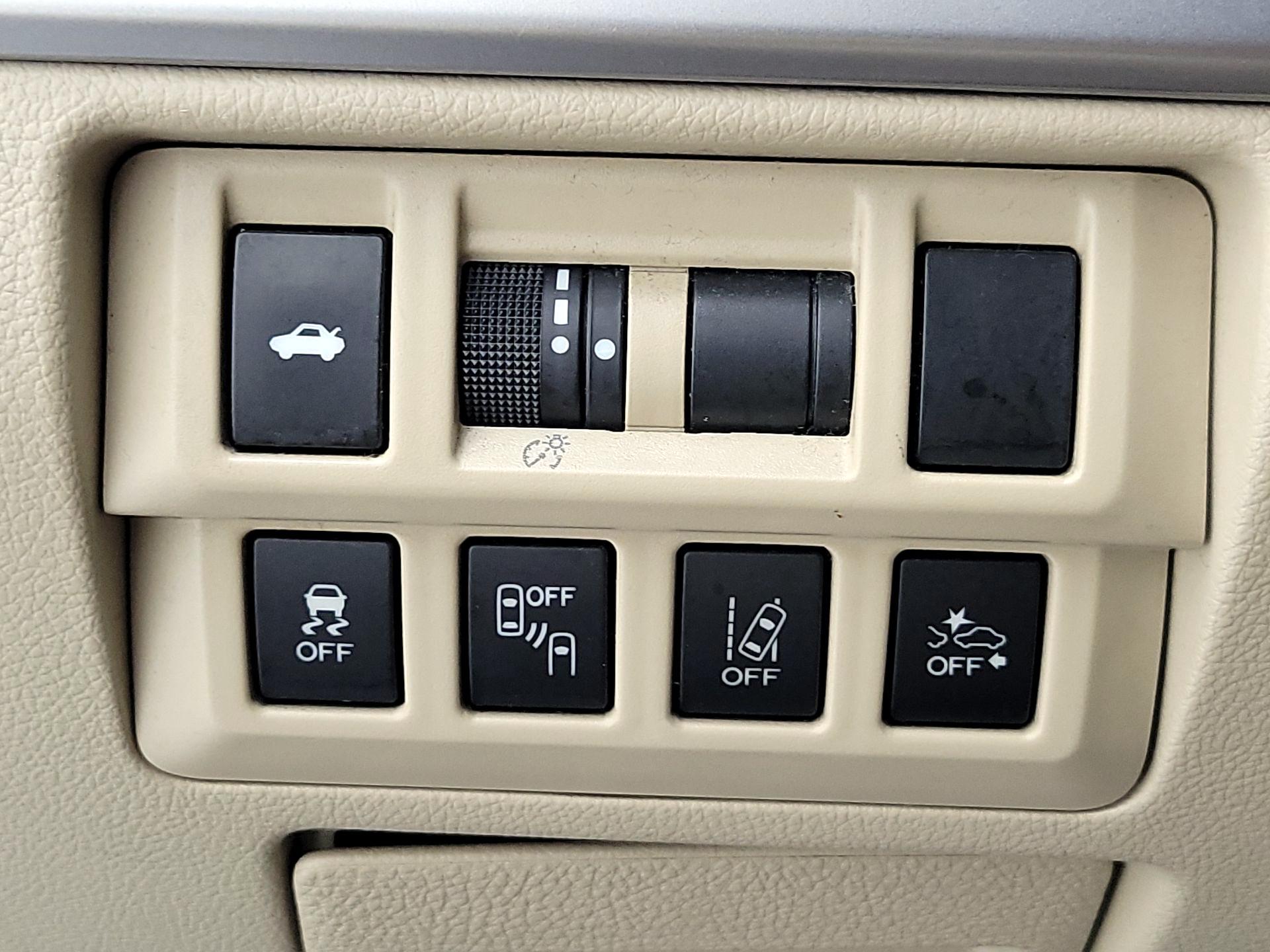 Thumbnail: 2018 Subaru Legacy - 13