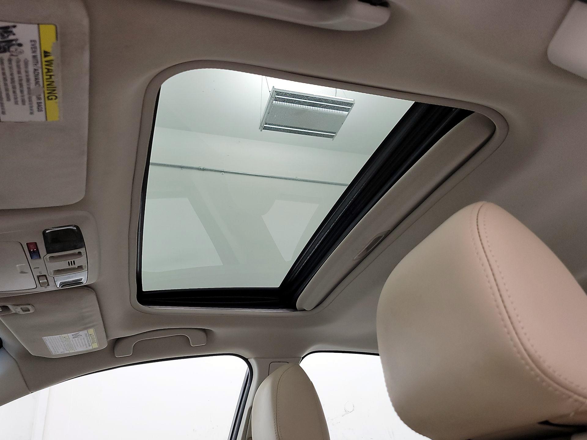 Thumbnail: 2018 Subaru Legacy - 19